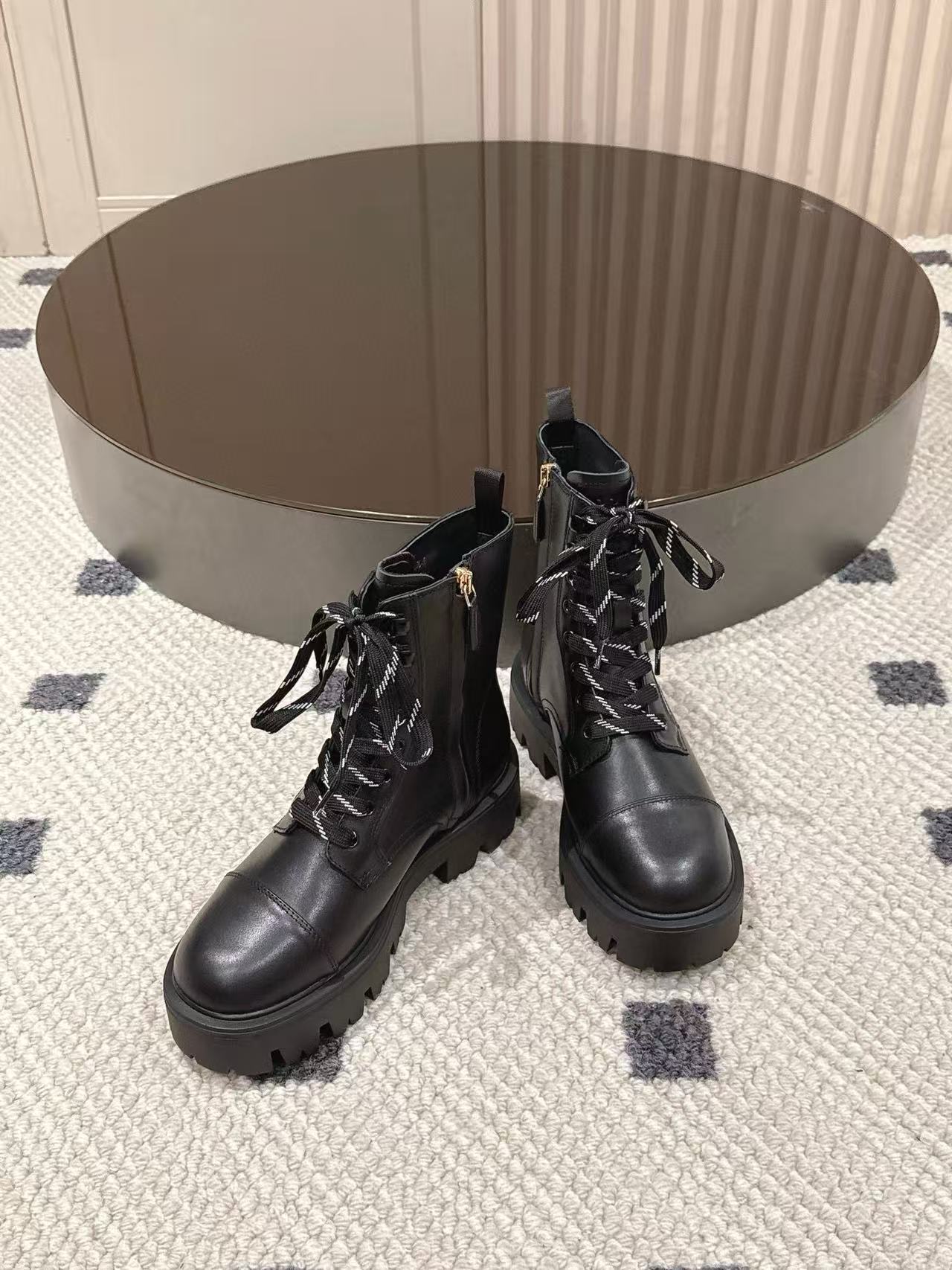 PR4DAの高品質レースアッププラットフォームアンクルブーツ【50％割引+送料無料】