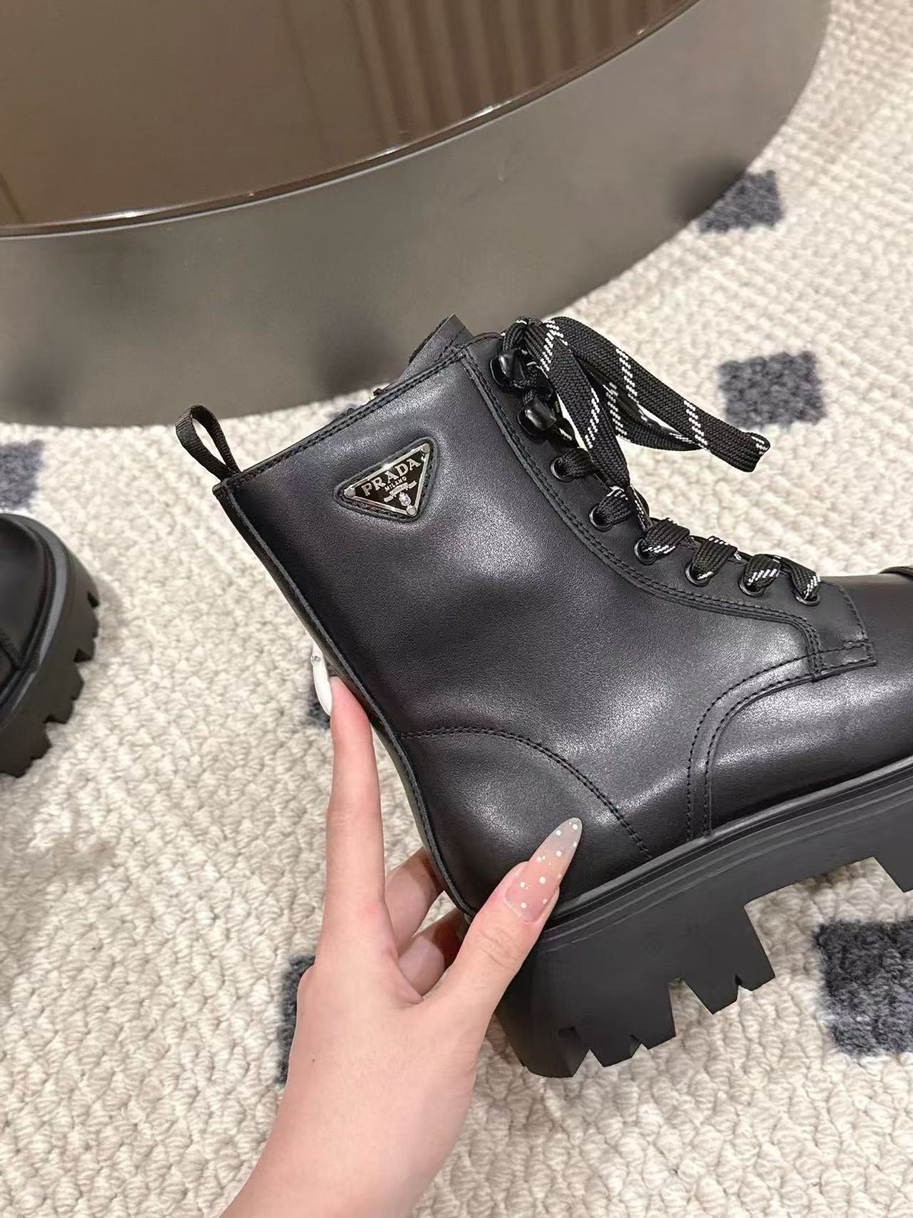 PR4DAの高品質レースアッププラットフォームアンクルブーツ【50％割引+送料無料】