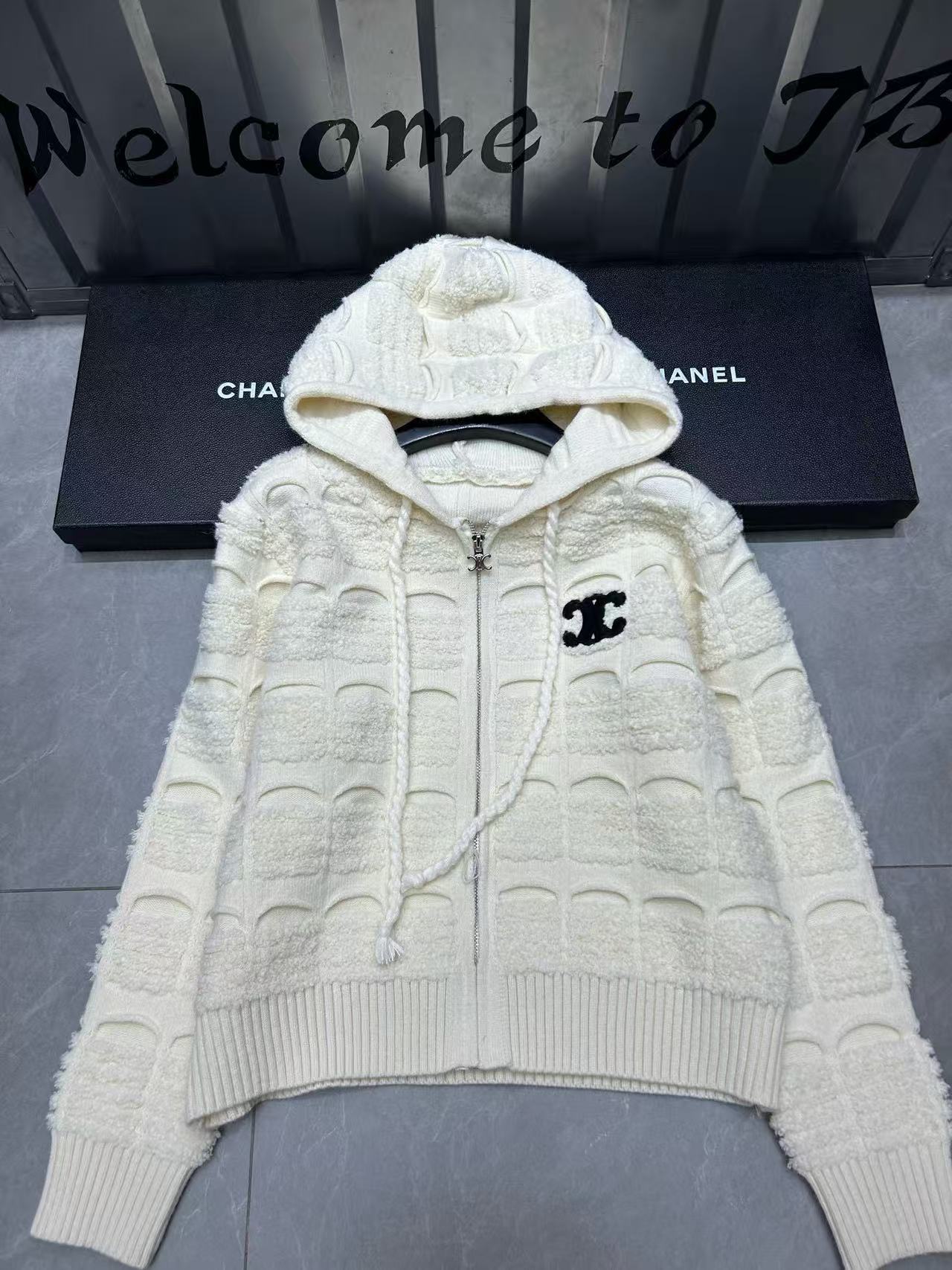 CEL1NE 凱旋門ストライプ フード付きカーディガン【50％割引+送料無料】