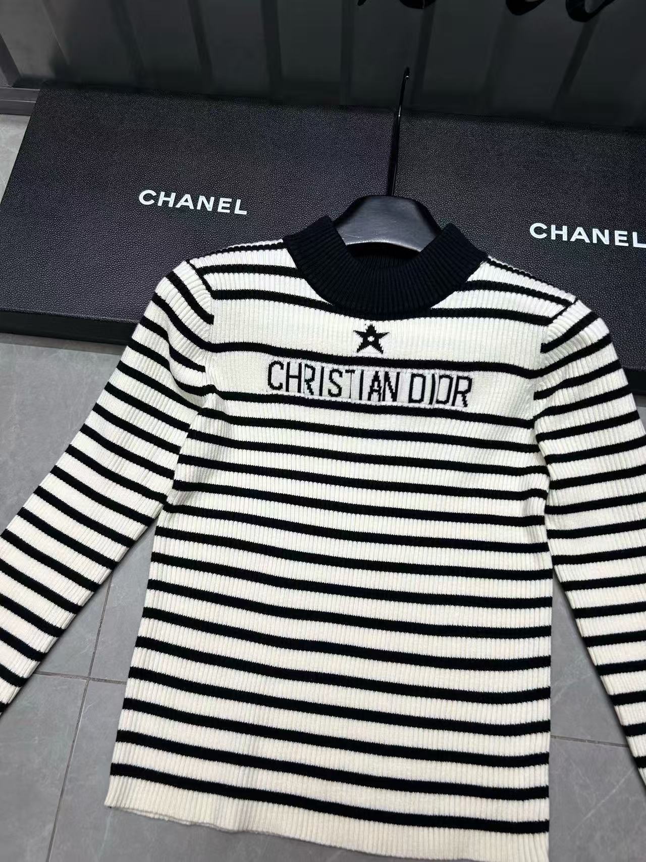 DI0R レターストライプセーター【50％割引+送料無料】