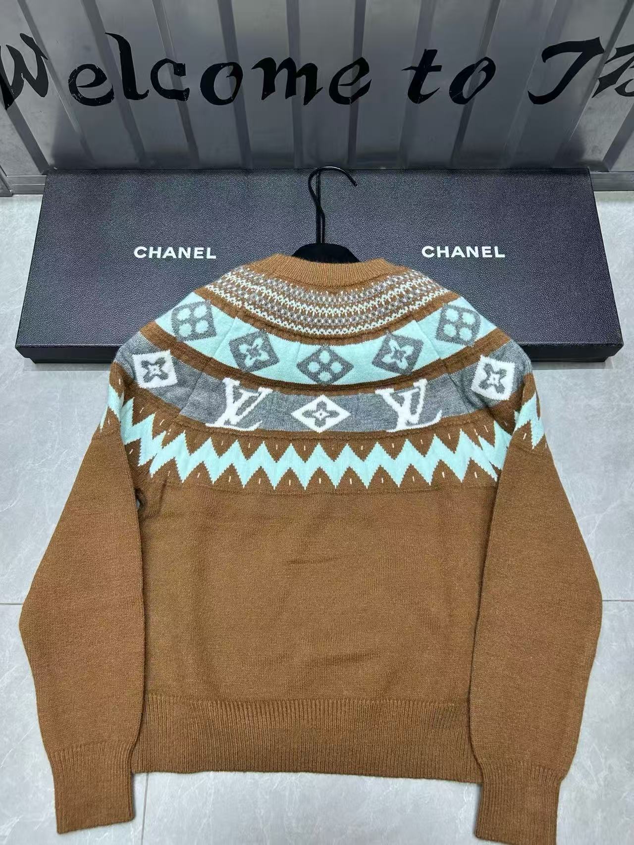 LVプリントカラーブロックセーター【50％割引+送料無料】