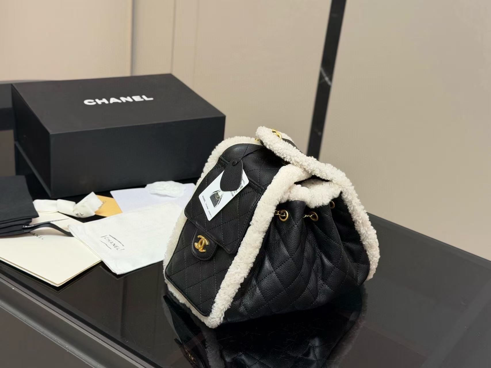 CHANE1 高品質ラムウールチェーンバッグ【50％割引+送料無料】