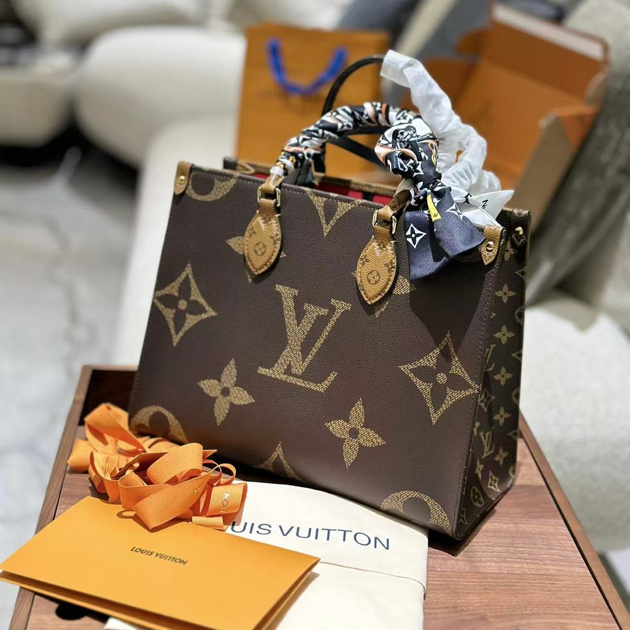 LV 両面カラーブロック ショッピングバッグ【50％割引+送料無料】