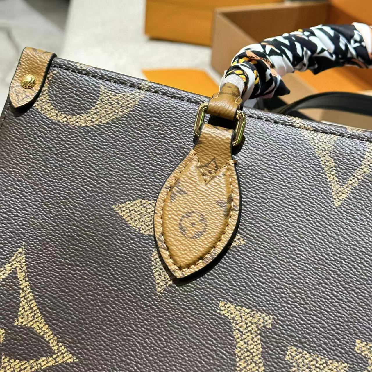 LV 両面カラーブロック ショッピングバッグ【50％割引+送料無料】