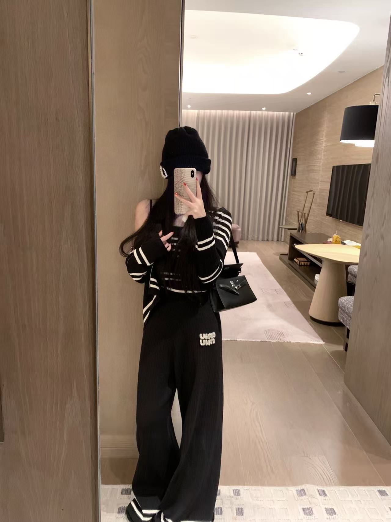 M1UM1U ウールベスト + カーディガン + パンツ 3点セット【50％割引+送料無料】