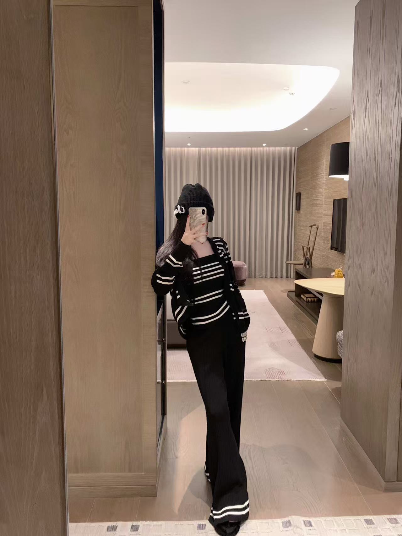 M1UM1U ウールベスト + カーディガン + パンツ 3点セット【50％割引+送料無料】