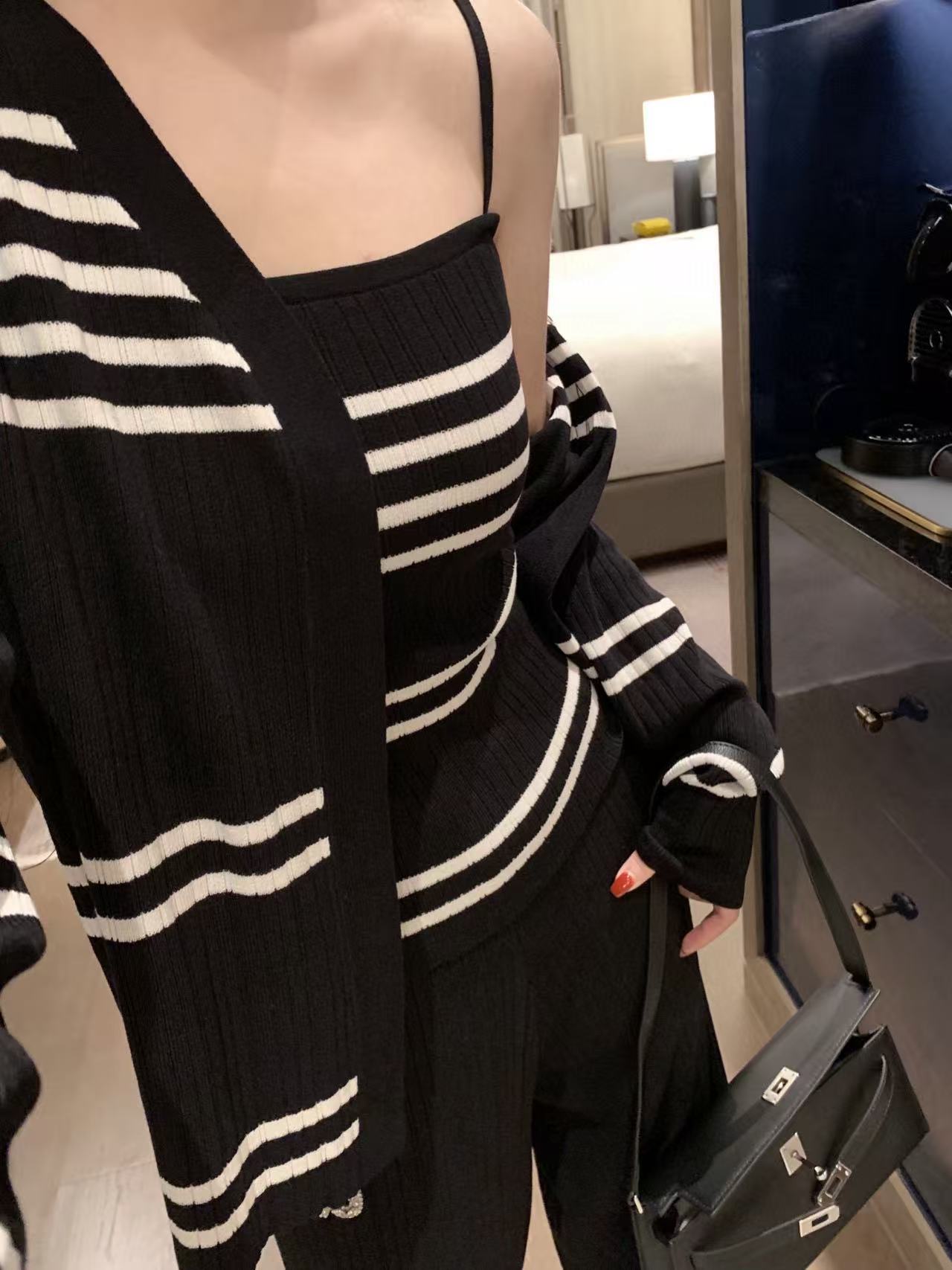 M1UM1U ウールベスト + カーディガン + パンツ 3点セット【50％割引+送料無料】