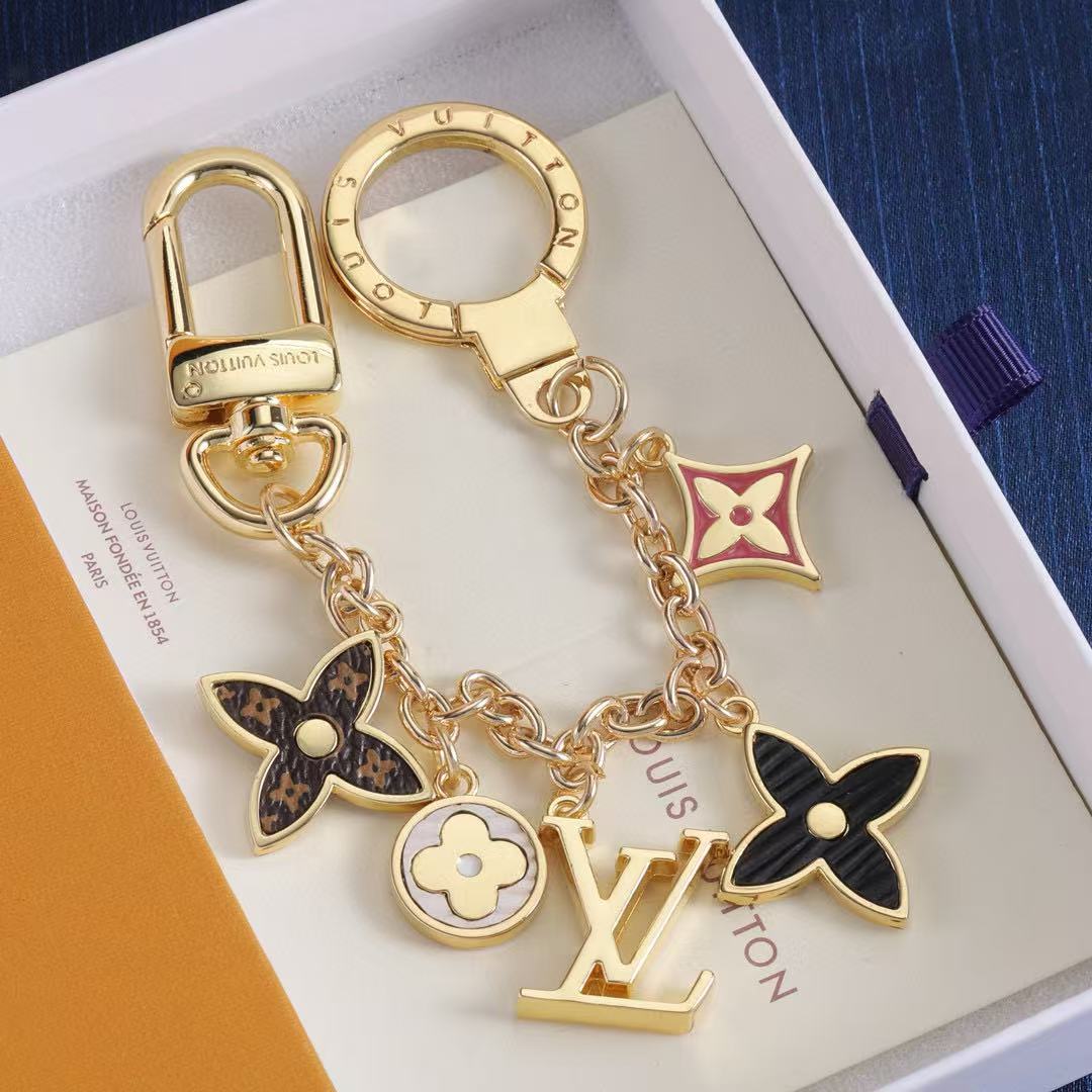 LV四つ葉のクローバーキーチェーン【50％割引+送料無料】
