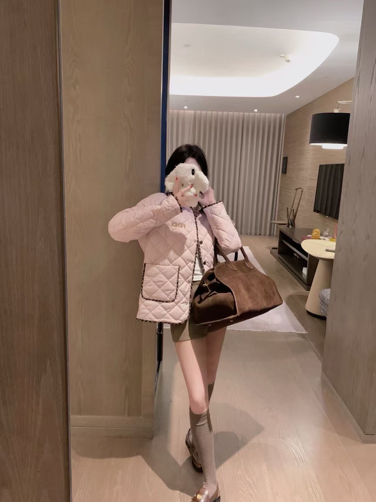 FEND1 刺繍レタリングダウンコットンジャケット【50％割引+送料無料】