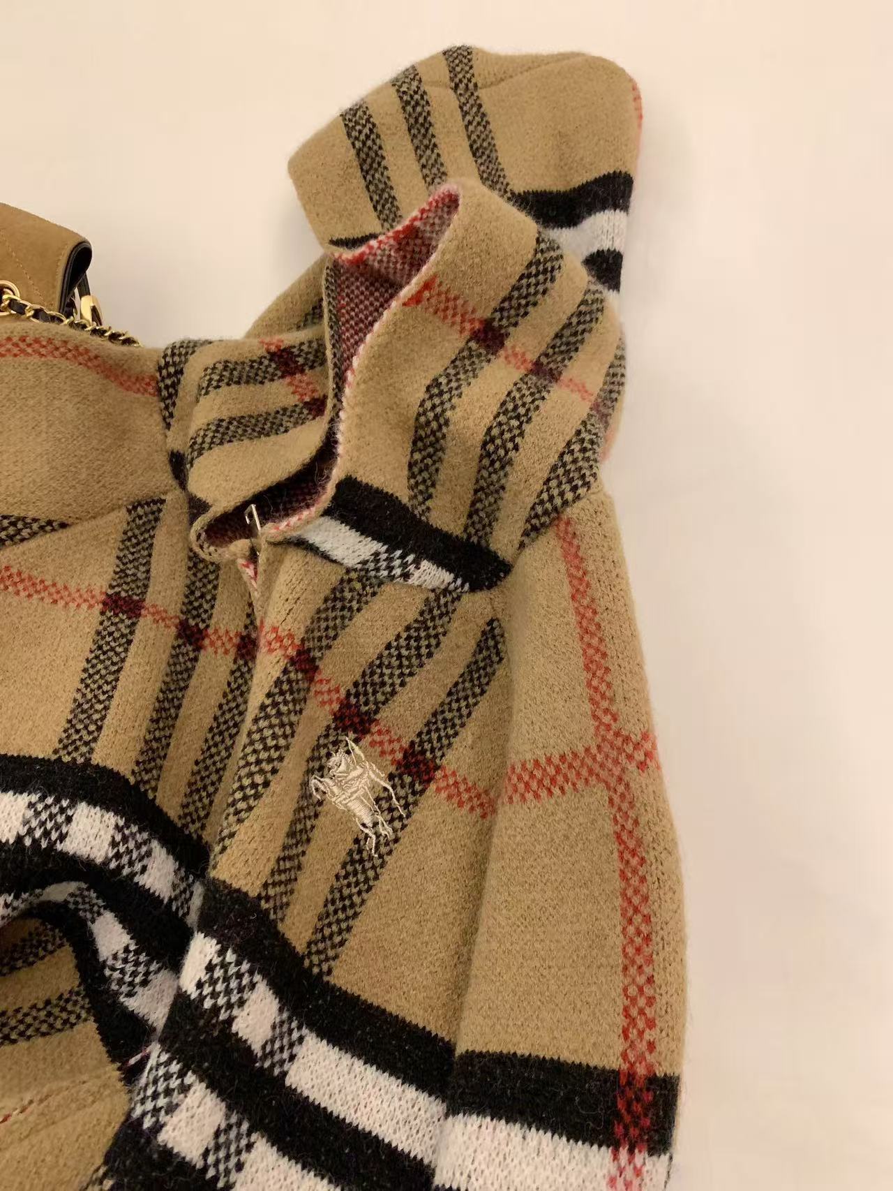 BUR8ERRY フード付きチェック柄ウールカーディガン【50％割引+送料無料】