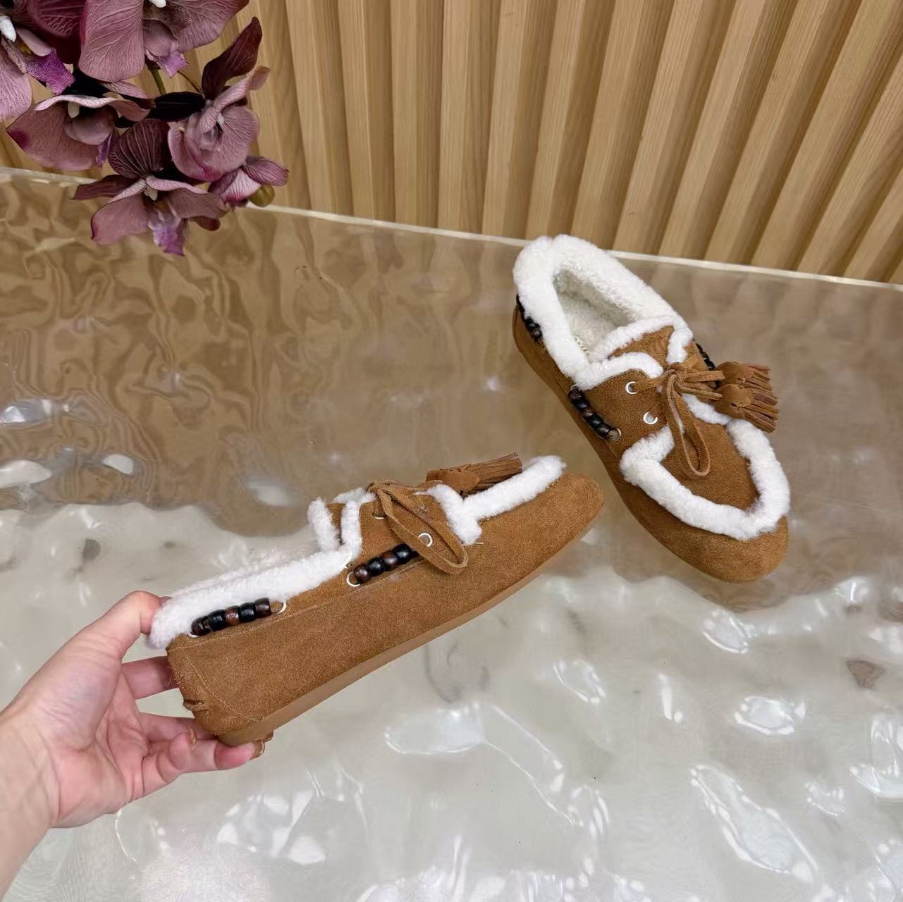 M1UM1U 高品質ラムウールローファー【50％割引+送料無料】