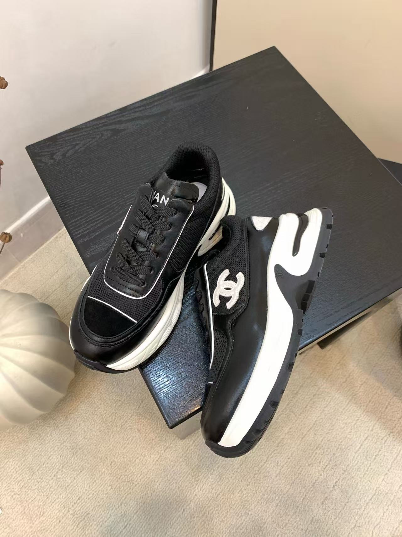 CHANE1 高品質ダブルCカジュアルシューズ【50％割引+送料無料】