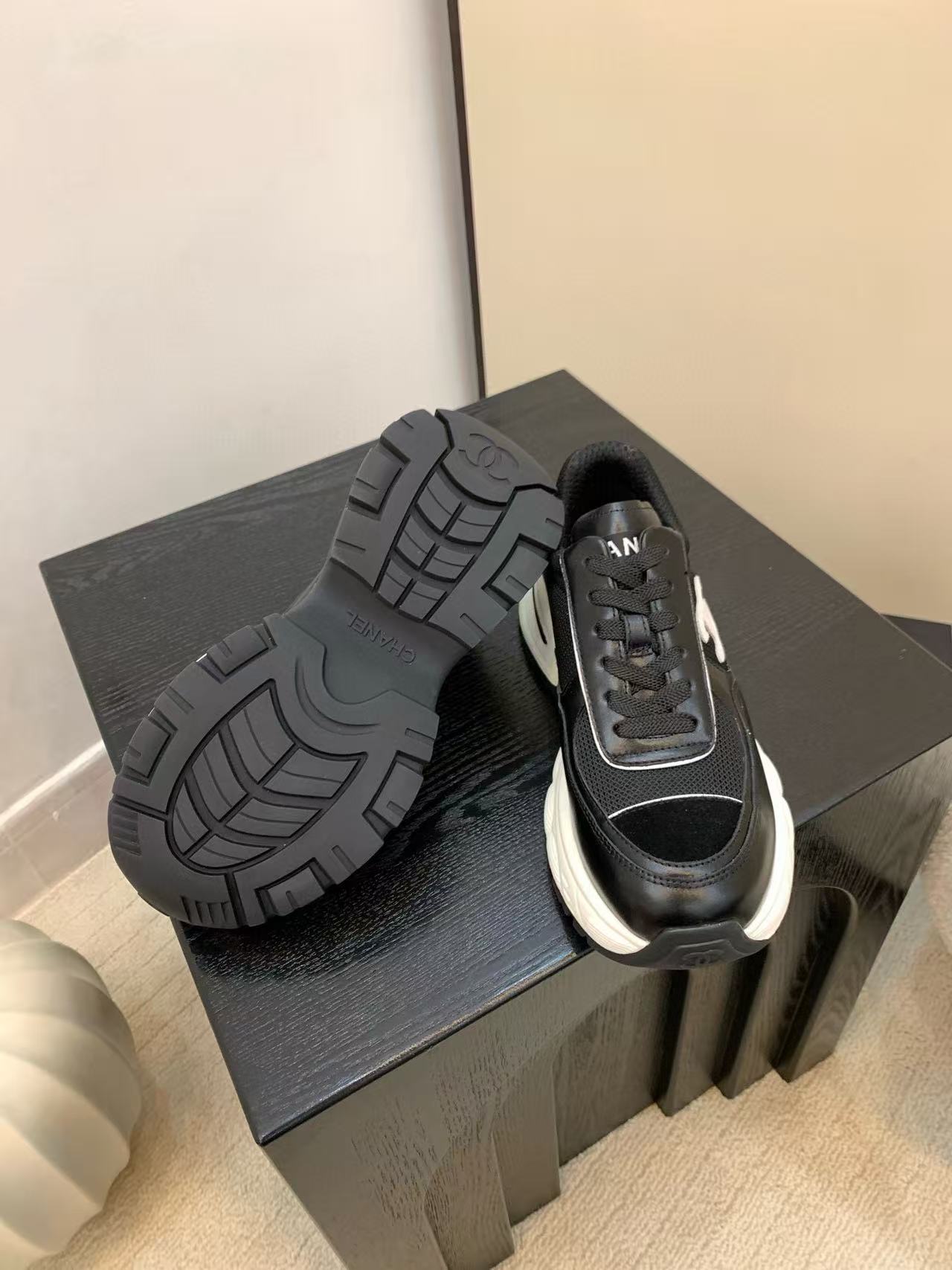 CHANE1 高品質ダブルCカジュアルシューズ【50％割引+送料無料】