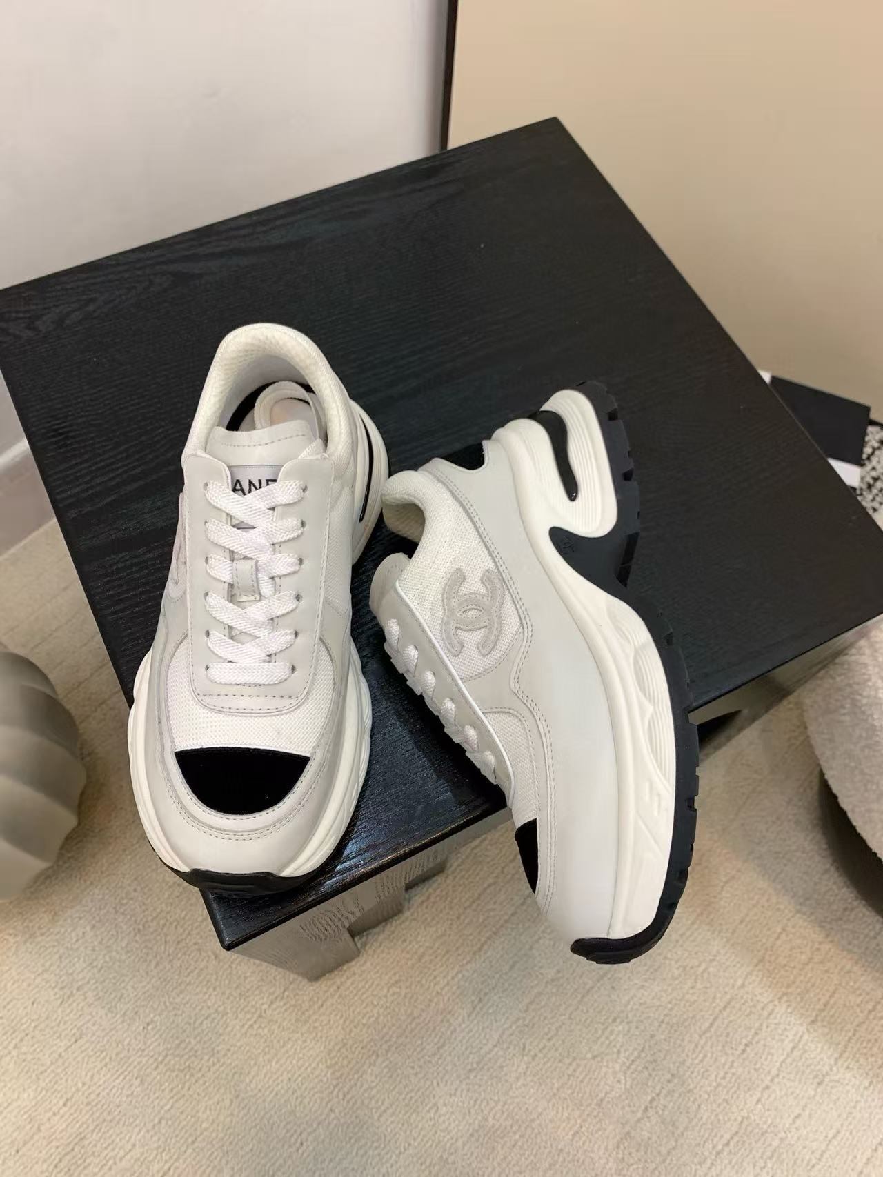 CHANE1 高品質ダブルCカジュアルシューズ【50％割引+送料無料】