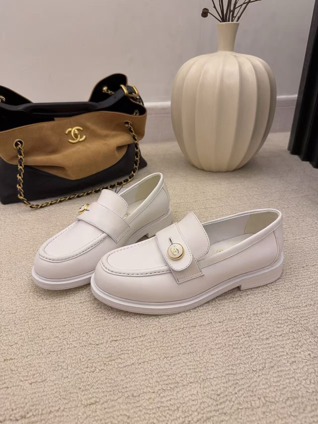 CHANE1 高品質ダブルCレザーフラットシューズ【50％割引+送料無料】