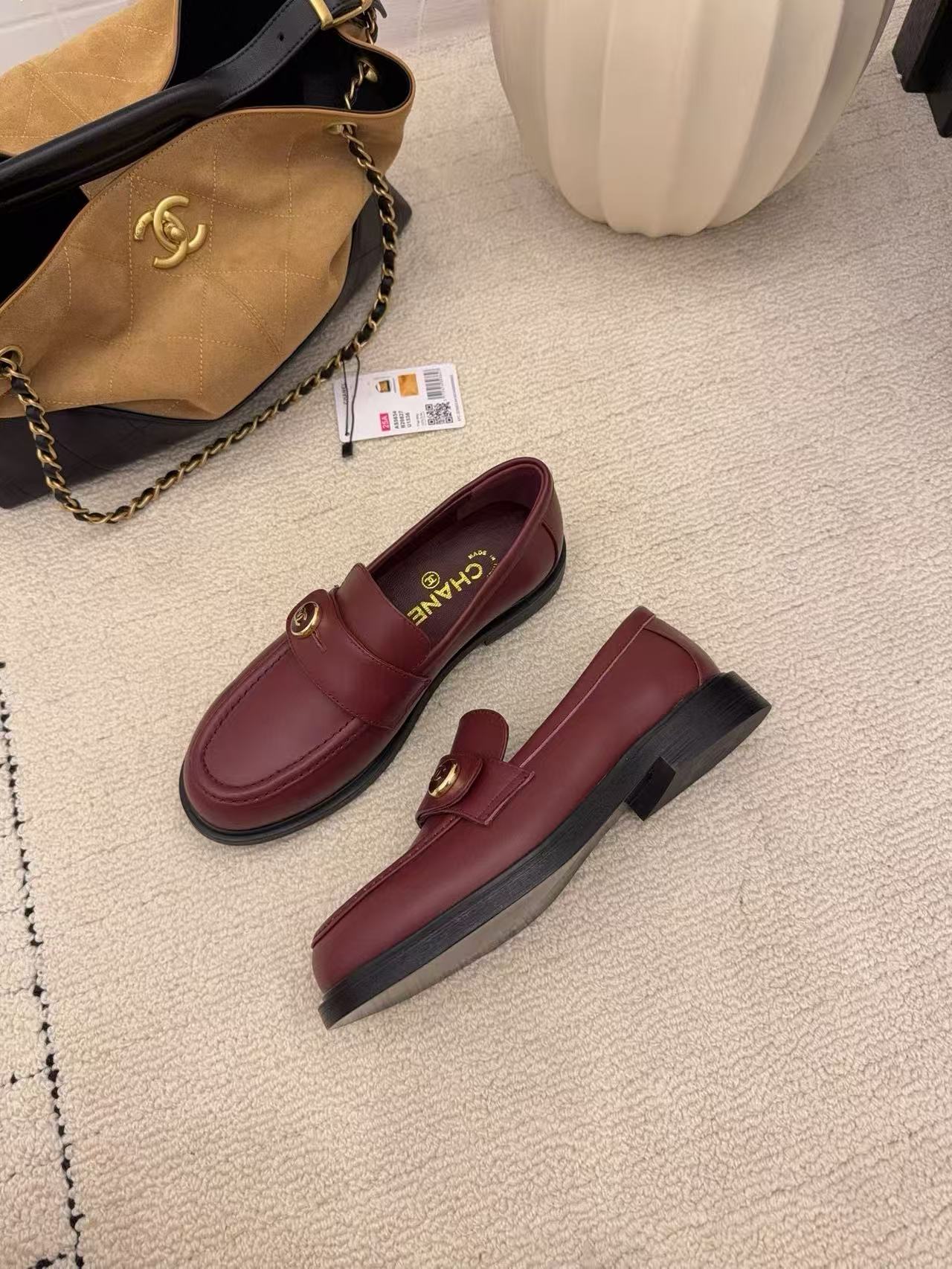 CHANE1 高品質ダブルCレザーフラットシューズ【50％割引+送料無料】