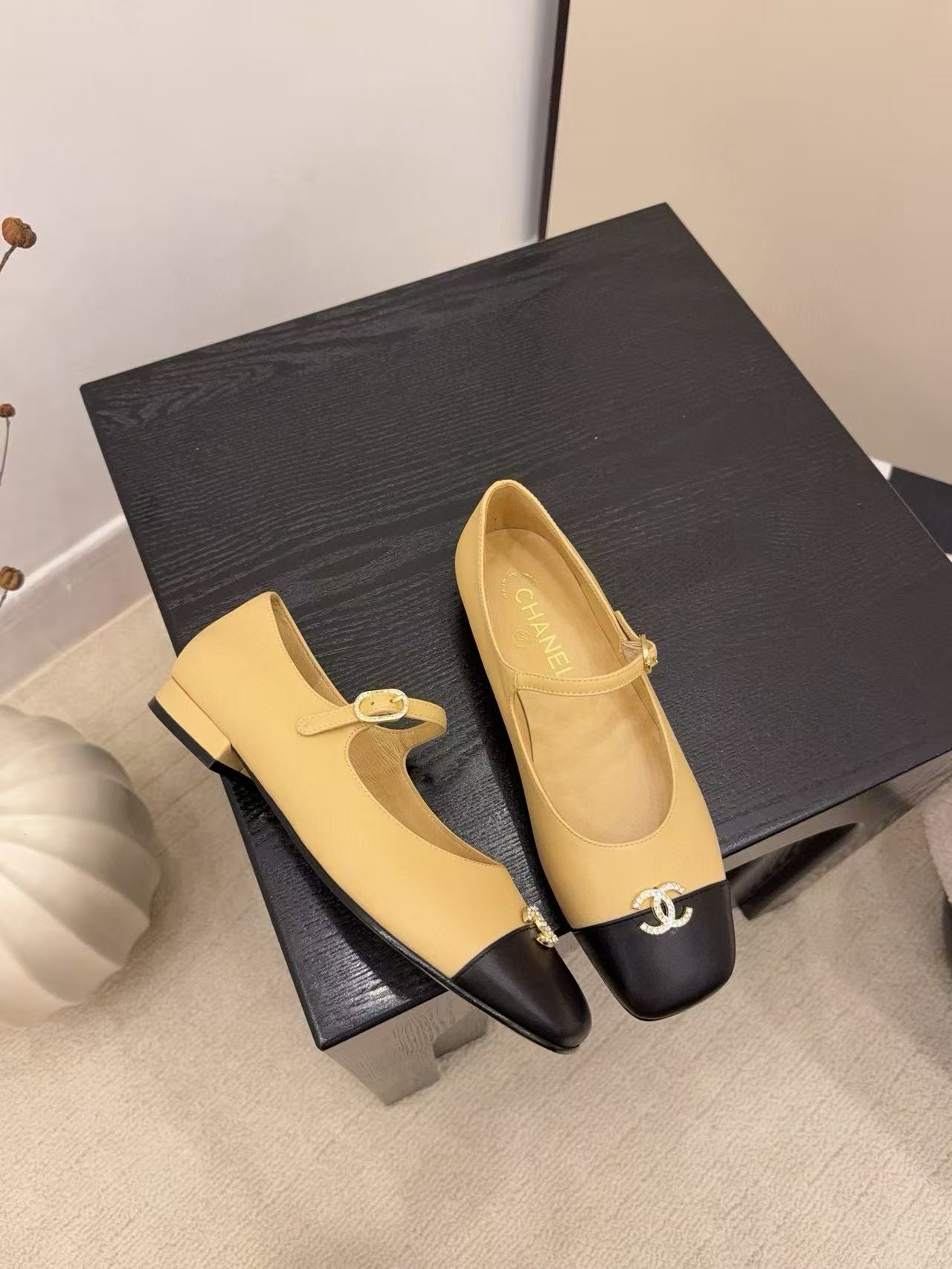 CHANE1 高品質シープスキンフラットシューズ【50％割引+送料無料】