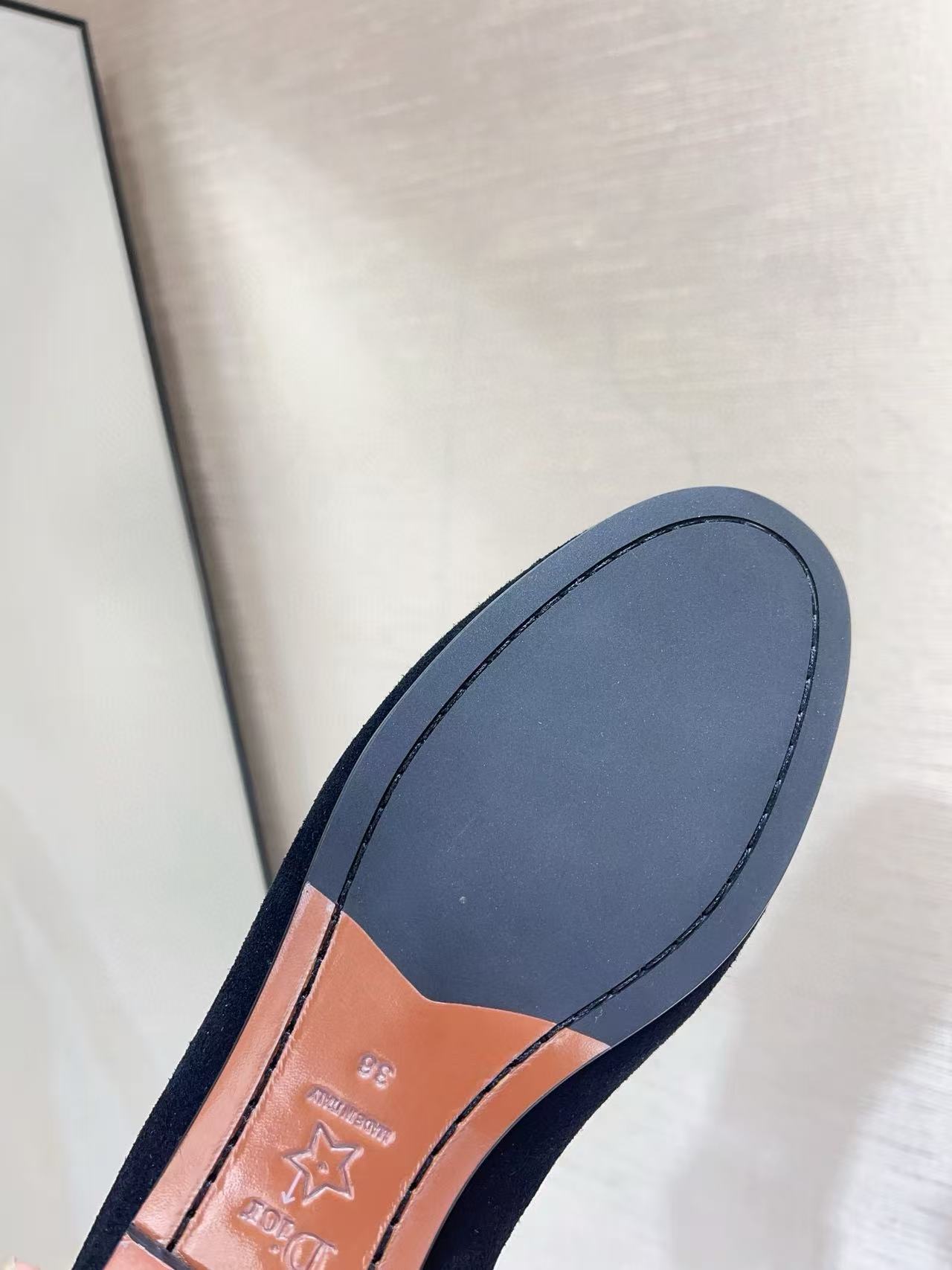 DI0Rの高品質スエードローファー【50％割引+送料無料】