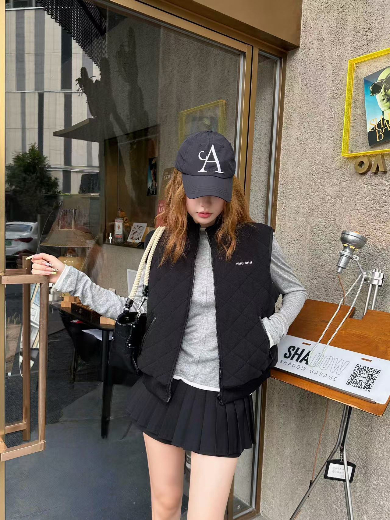 M1UM1U チェック柄ジッパーベスト【50％割引+送料無料】