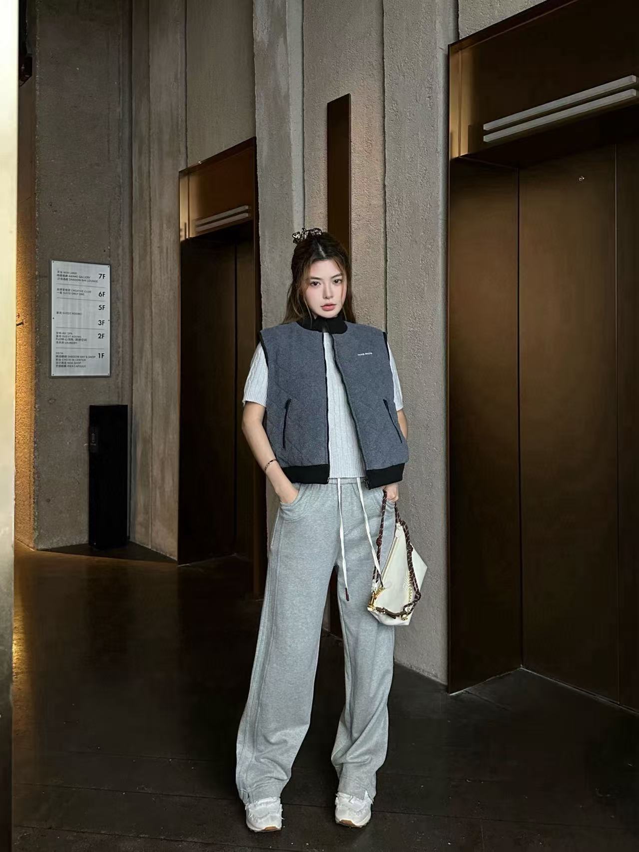 M1UM1U チェック柄ジッパーベスト【50％割引+送料無料】