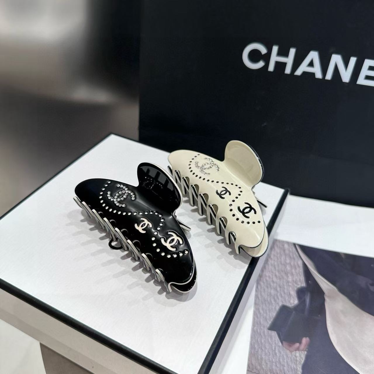 CHANE1 ダブルC ダイヤモンド ヘアピン【50％割引+送料無料】