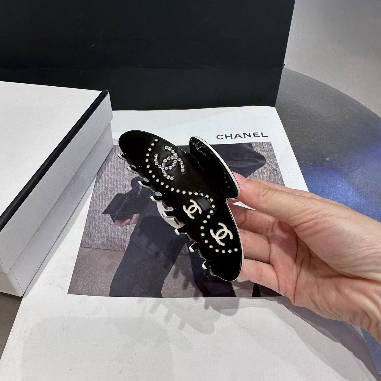 CHANE1 ダブルC ダイヤモンド ヘアピン【50％割引+送料無料】