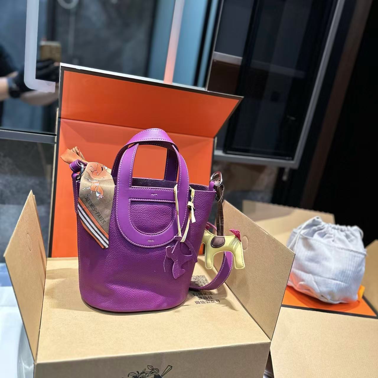 HERME5 ゴールドバックル ピッグノーズ ハンドバッグ【50％割引+送料無料】