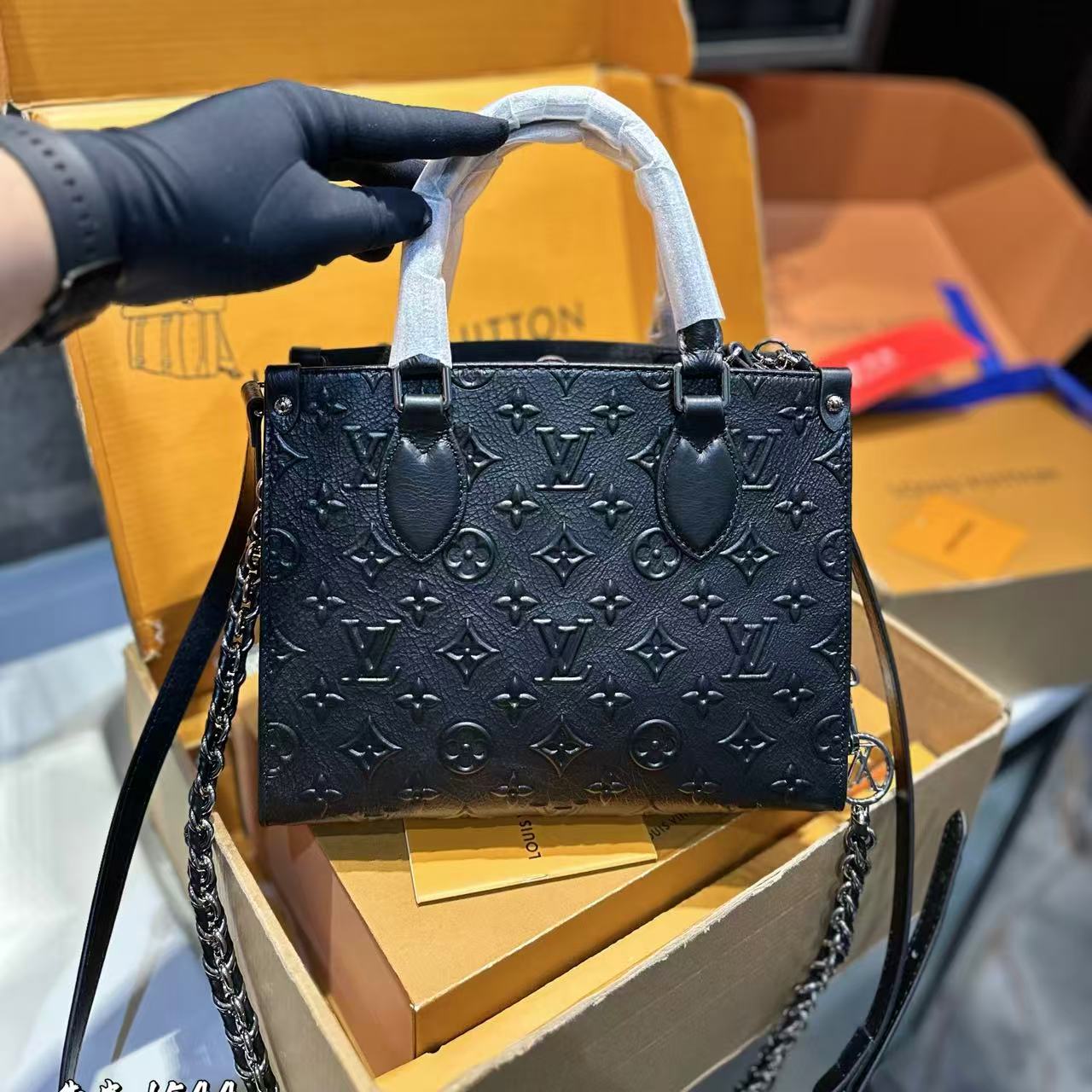 LVチェーンプリントハンドバッグ【50％割引+送料無料】