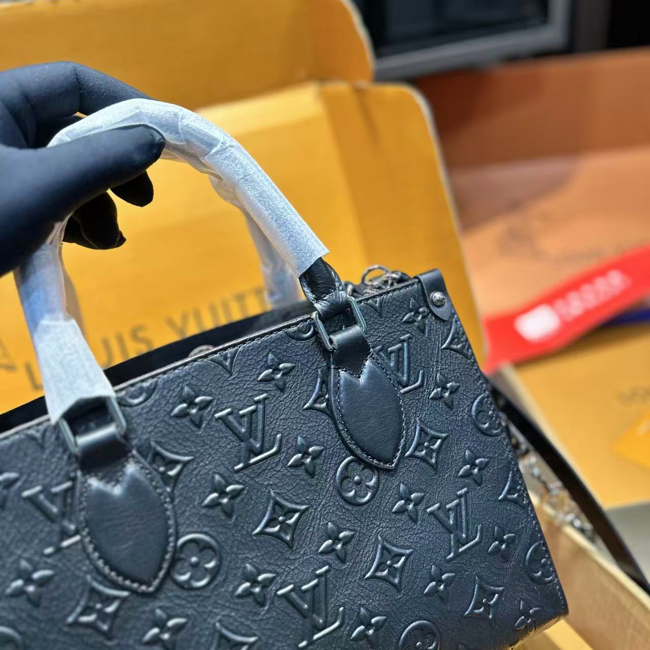 LVチェーンプリントハンドバッグ【50％割引+送料無料】