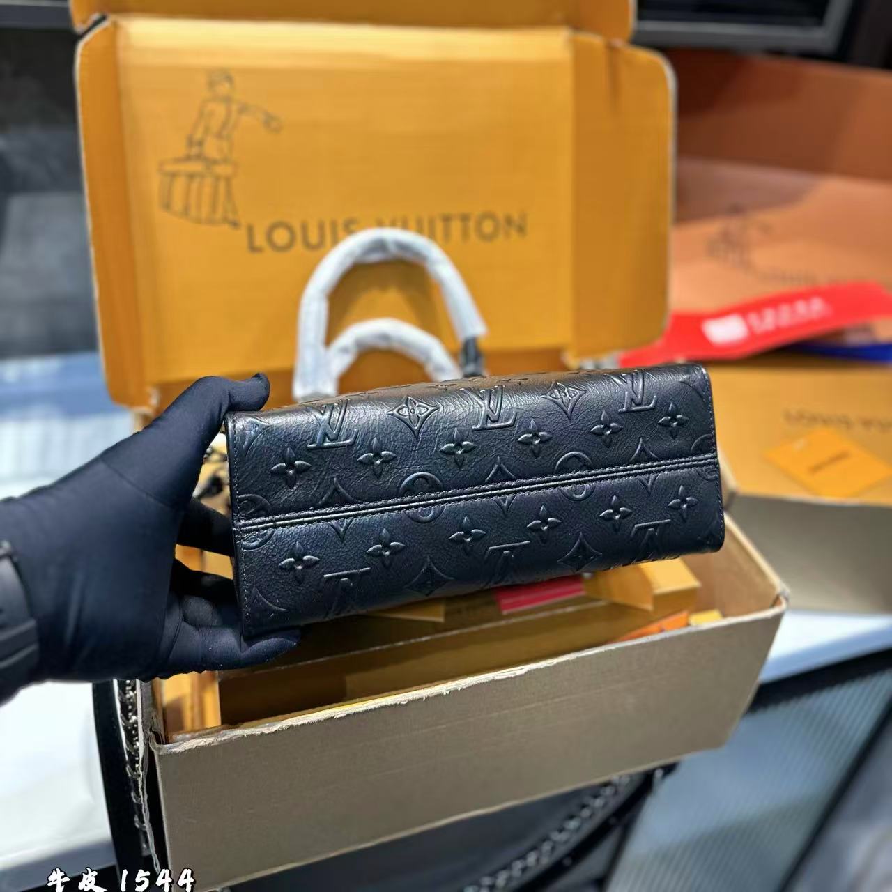 LVチェーンプリントハンドバッグ【50％割引+送料無料】