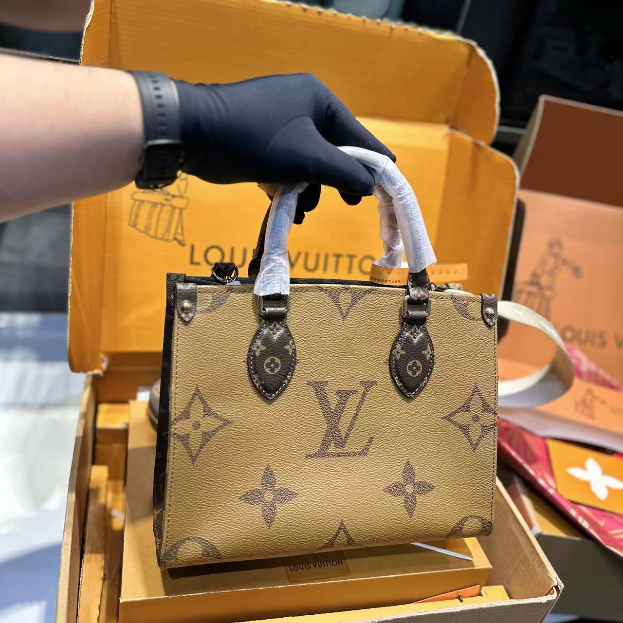 LVABトートバッグ【50％割引+送料無料】