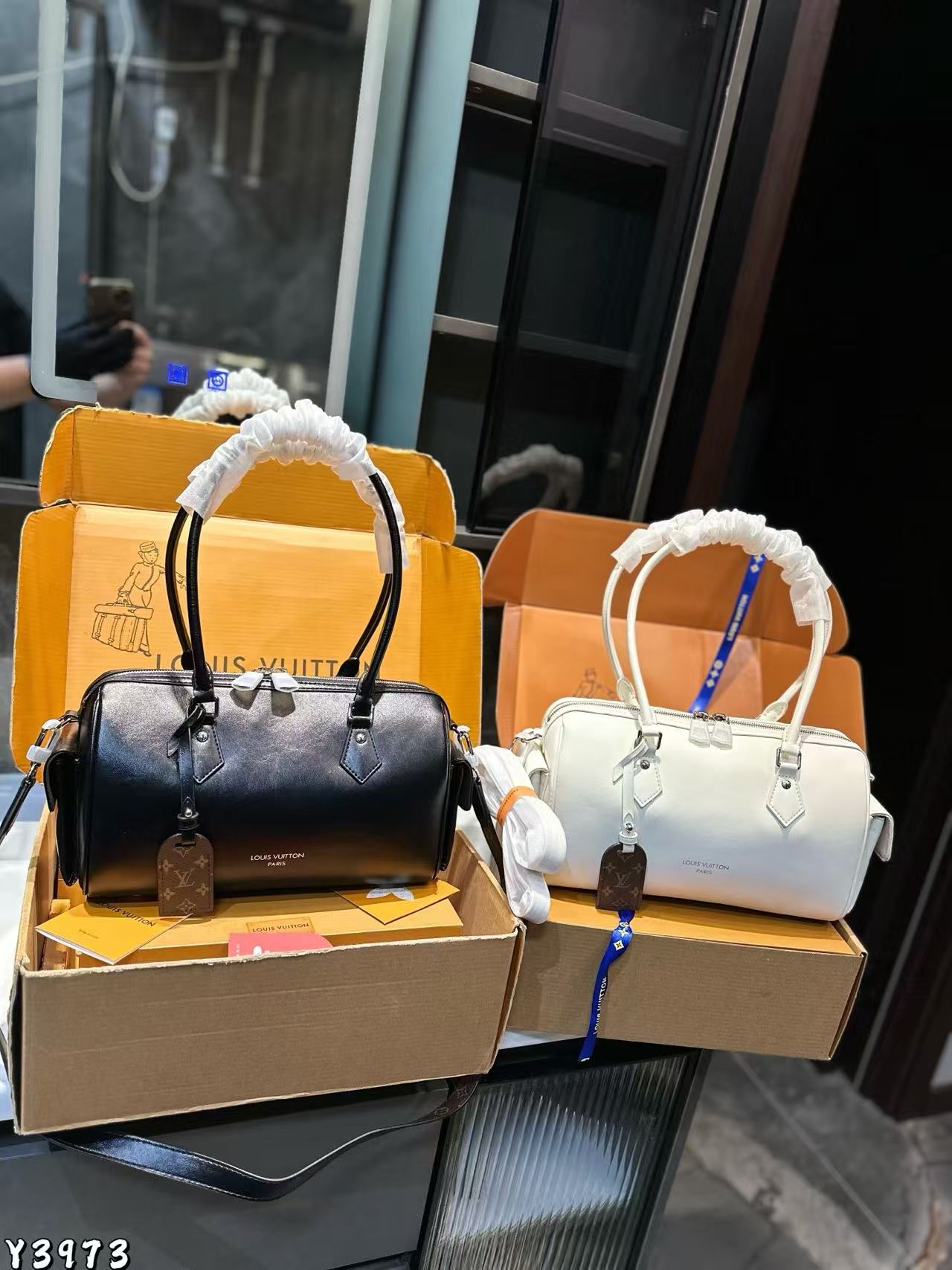 LV Speedyクラシックなハンドバッグ【50％割引+送料無料】