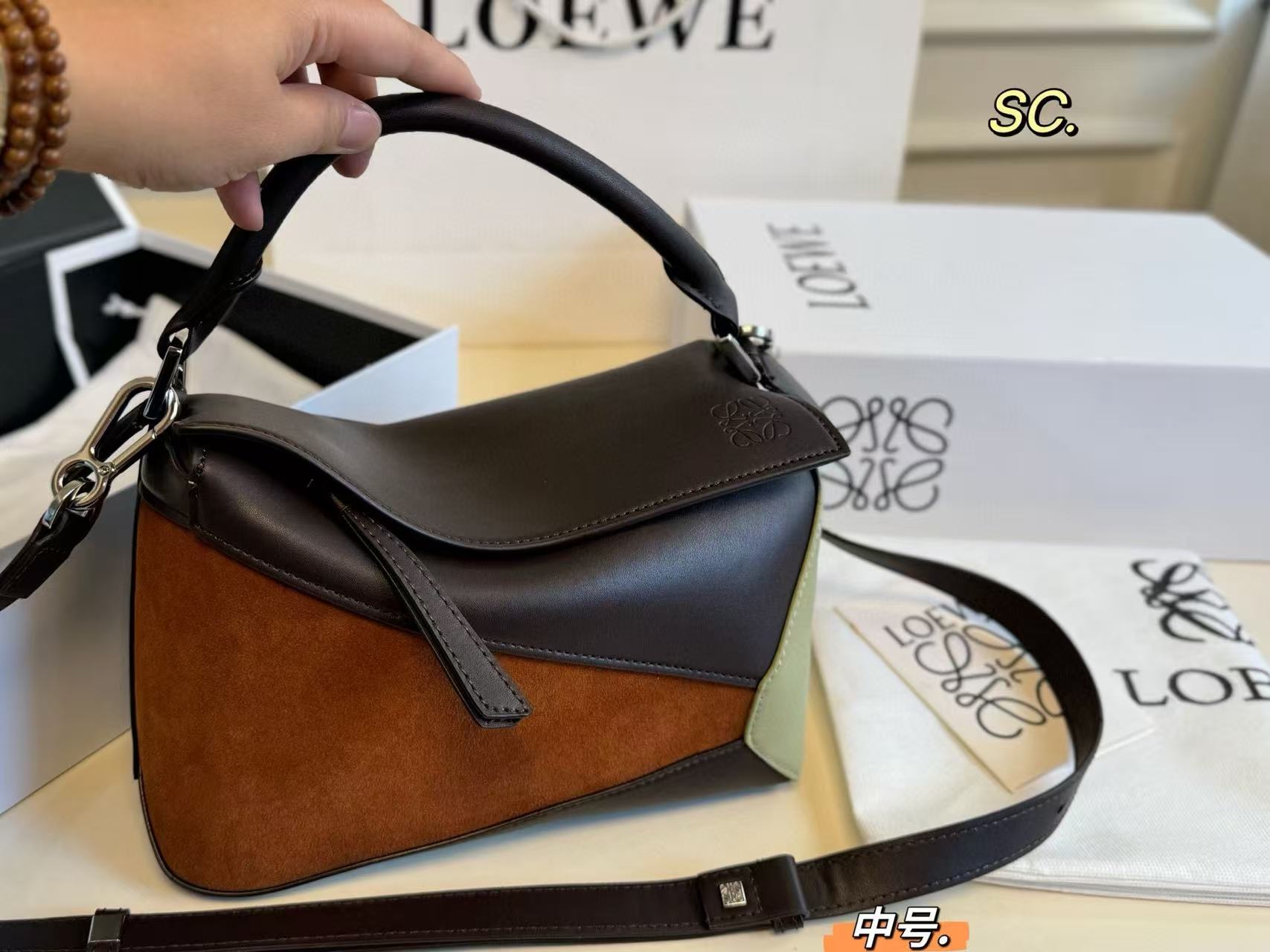 L0WEW ディアスキンハンドバッグ【50％割引+送料無料】