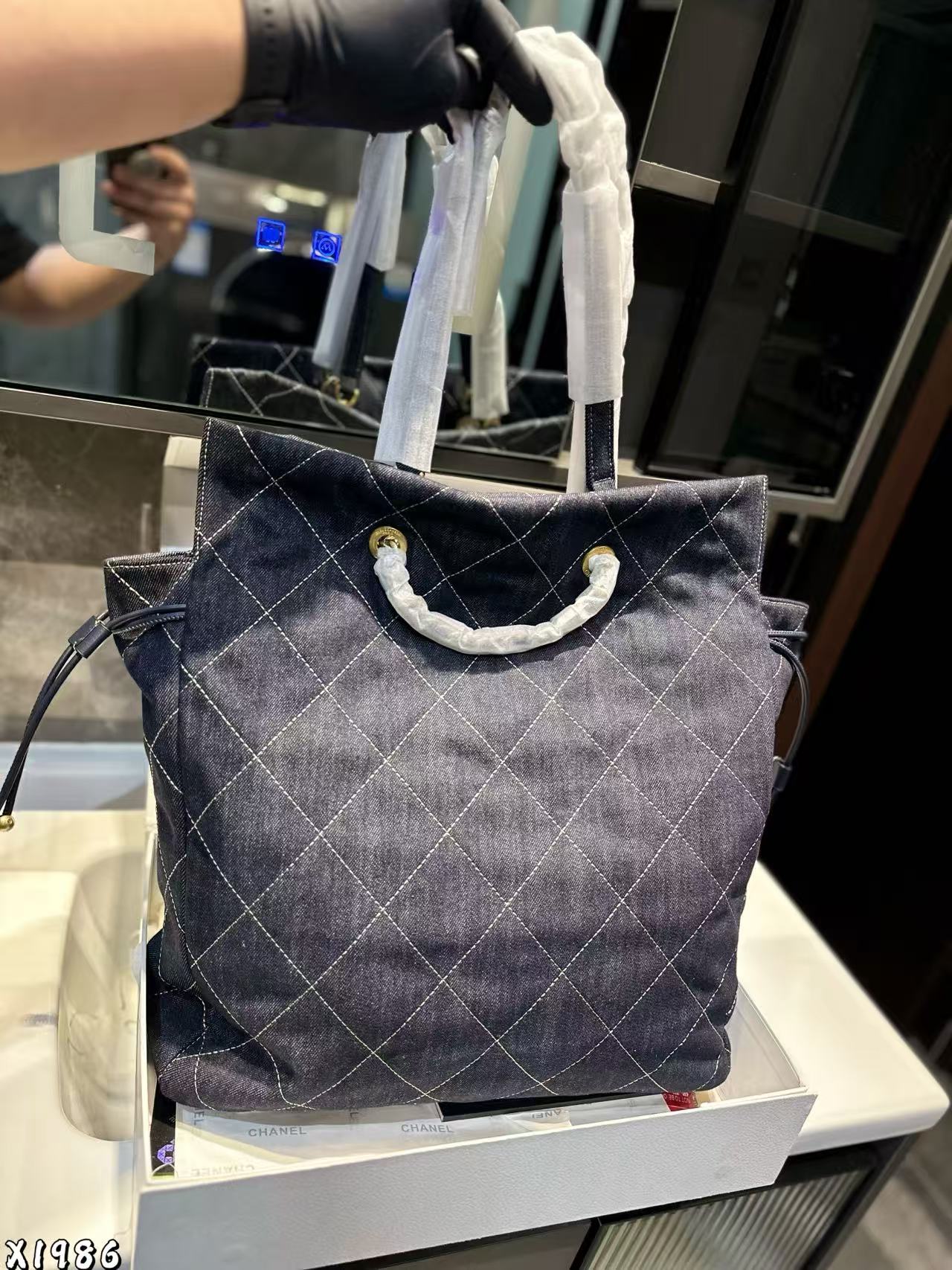 CHANE1 チェーンデニム アンダーアームバッグ【50％割引+送料無料】