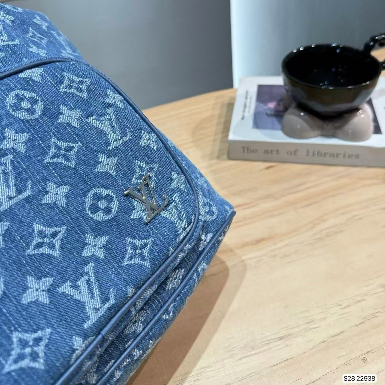 LVロゴデニムバックパック【50％割引+送料無料】