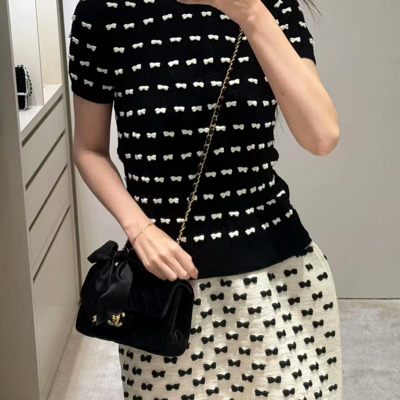 CHANE1 ベルベットボウチェーンバッグ【50％割引+送料無料】