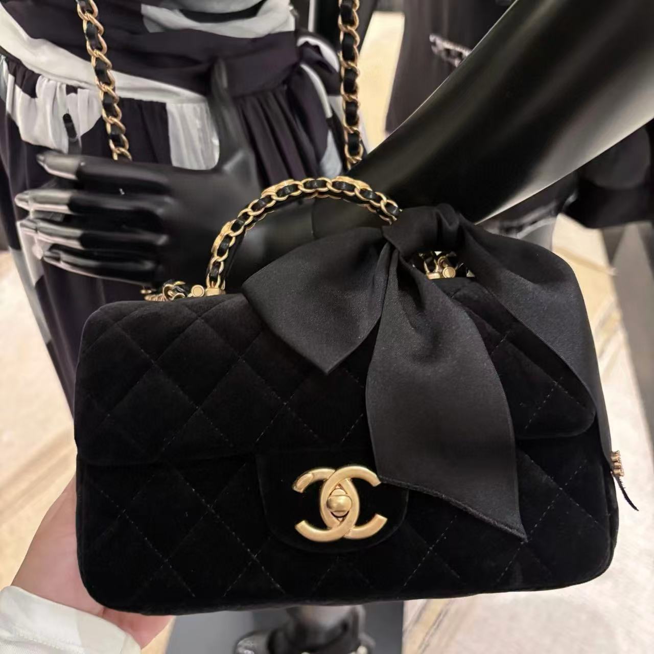CHANE1 ベルベットボウチェーンバッグ【50％割引+送料無料】