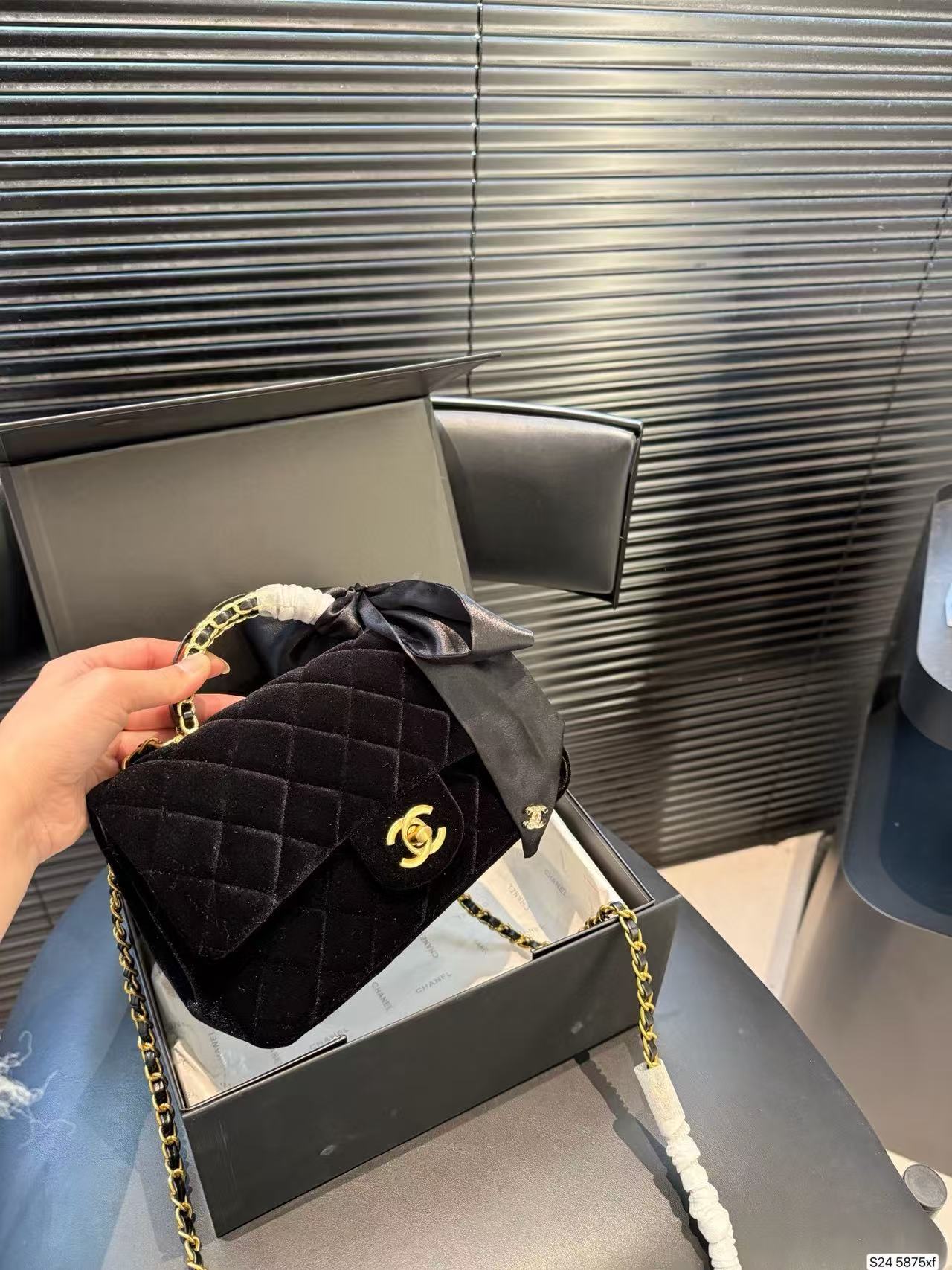 CHANE1 ベルベットボウチェーンバッグ【50％割引+送料無料】