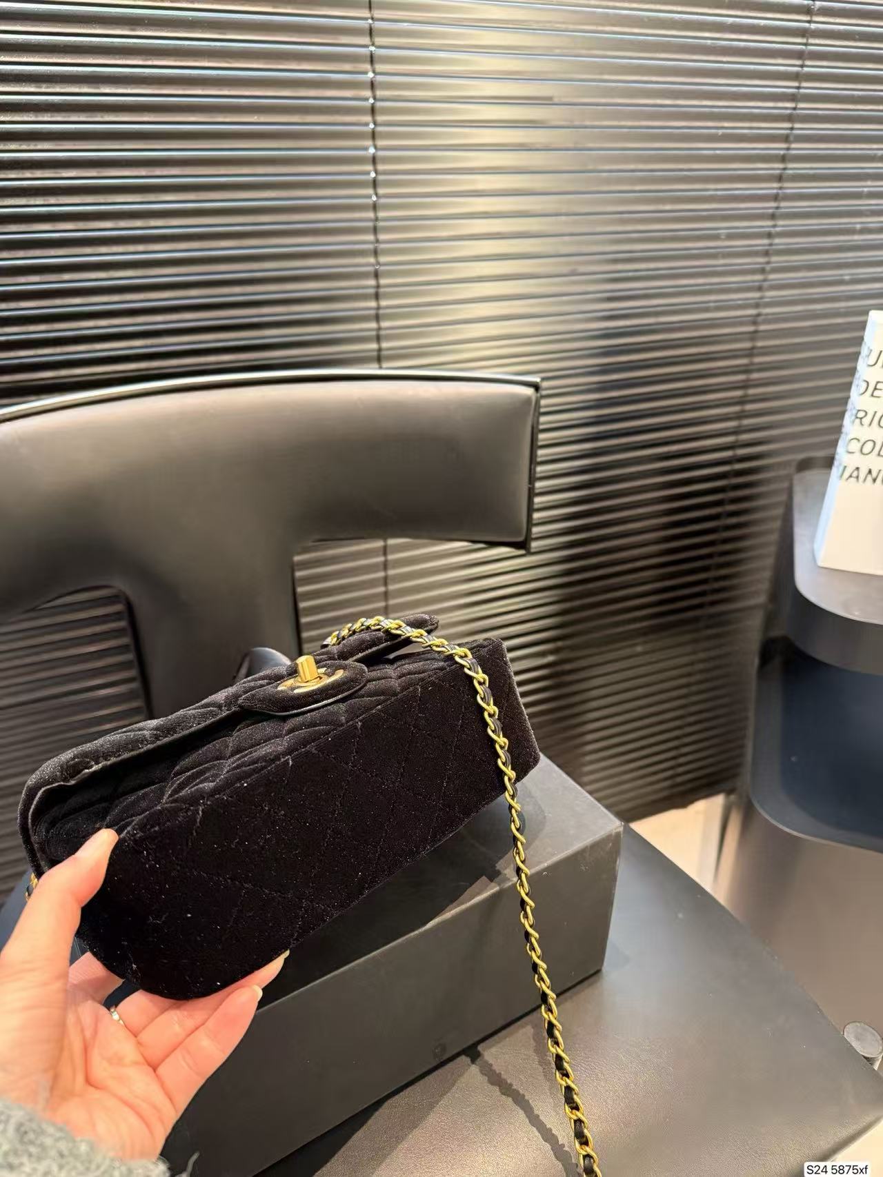 CHANE1 ベルベットボウチェーンバッグ【50％割引+送料無料】