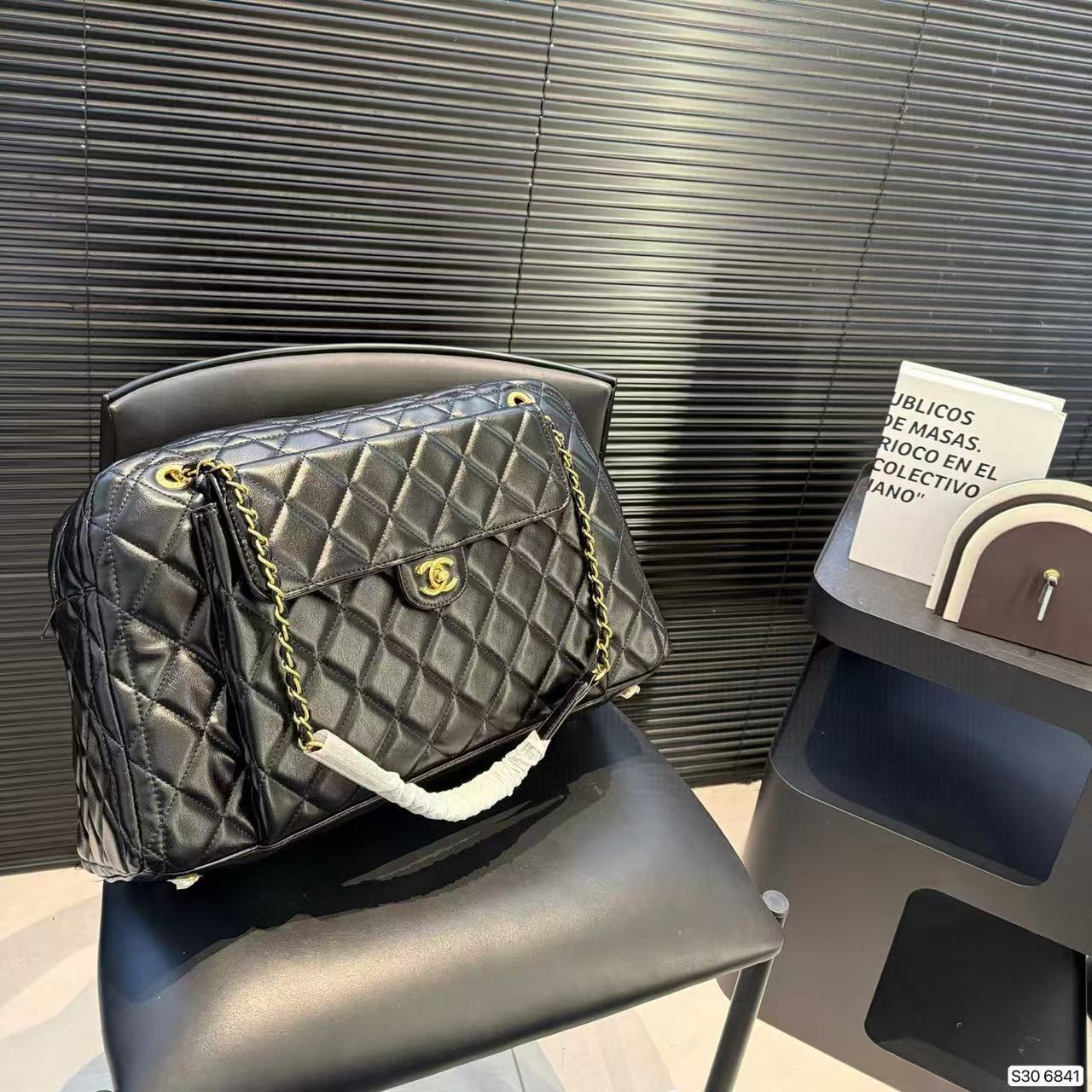 CHANE1 チェーンショルダーバッグ【50％割引+送料無料】