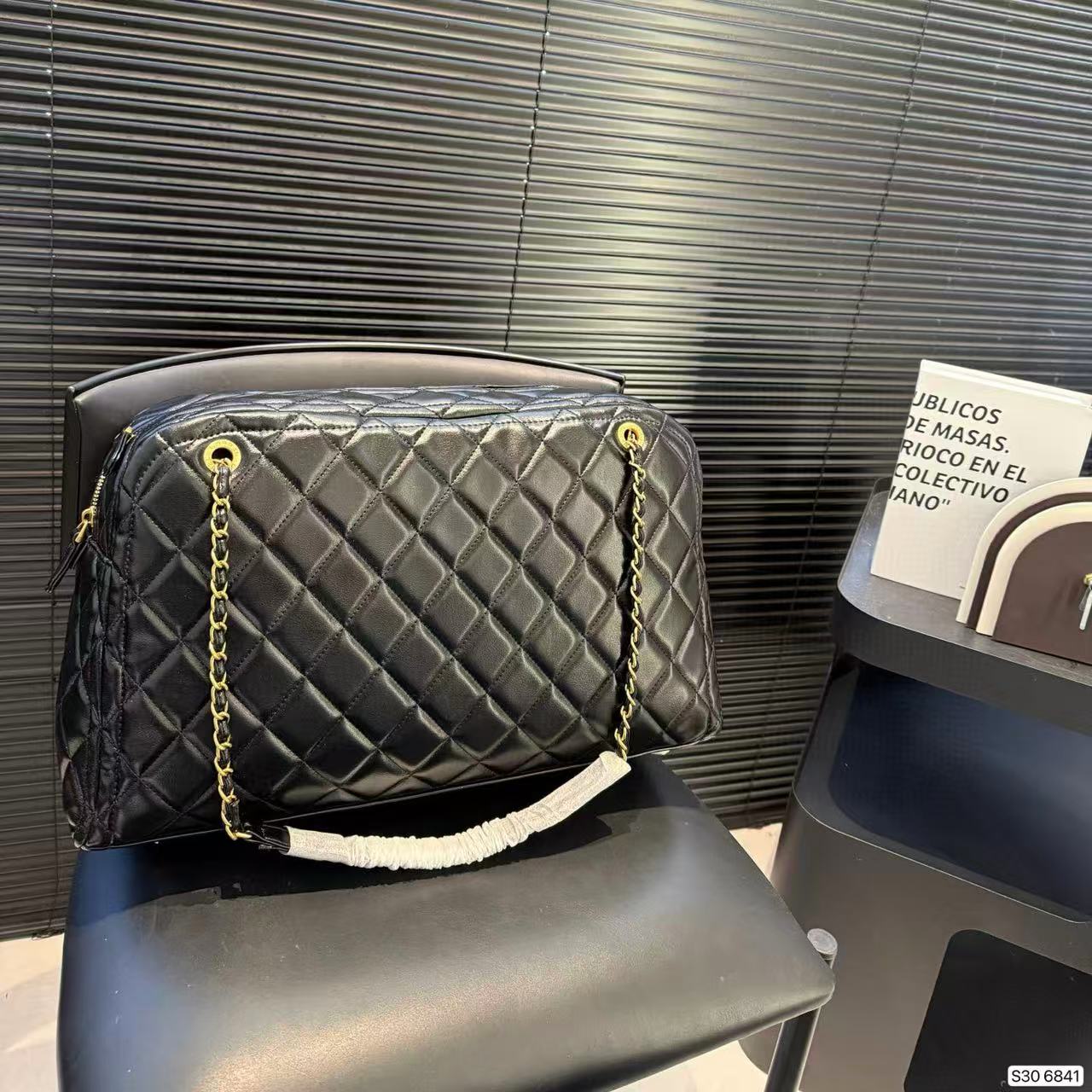 CHANE1 チェーンショルダーバッグ【50％割引+送料無料】