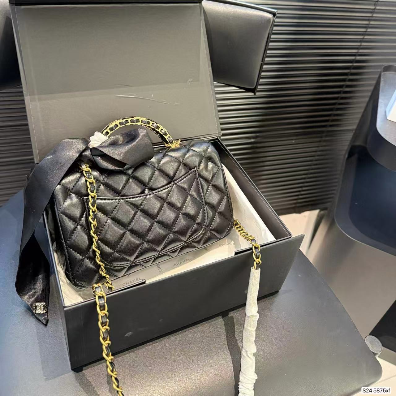 CHANE1 ゴールドバックルチェーンハンドバッグ ショルダークロスボディバッグ【50％割引+送料無料】