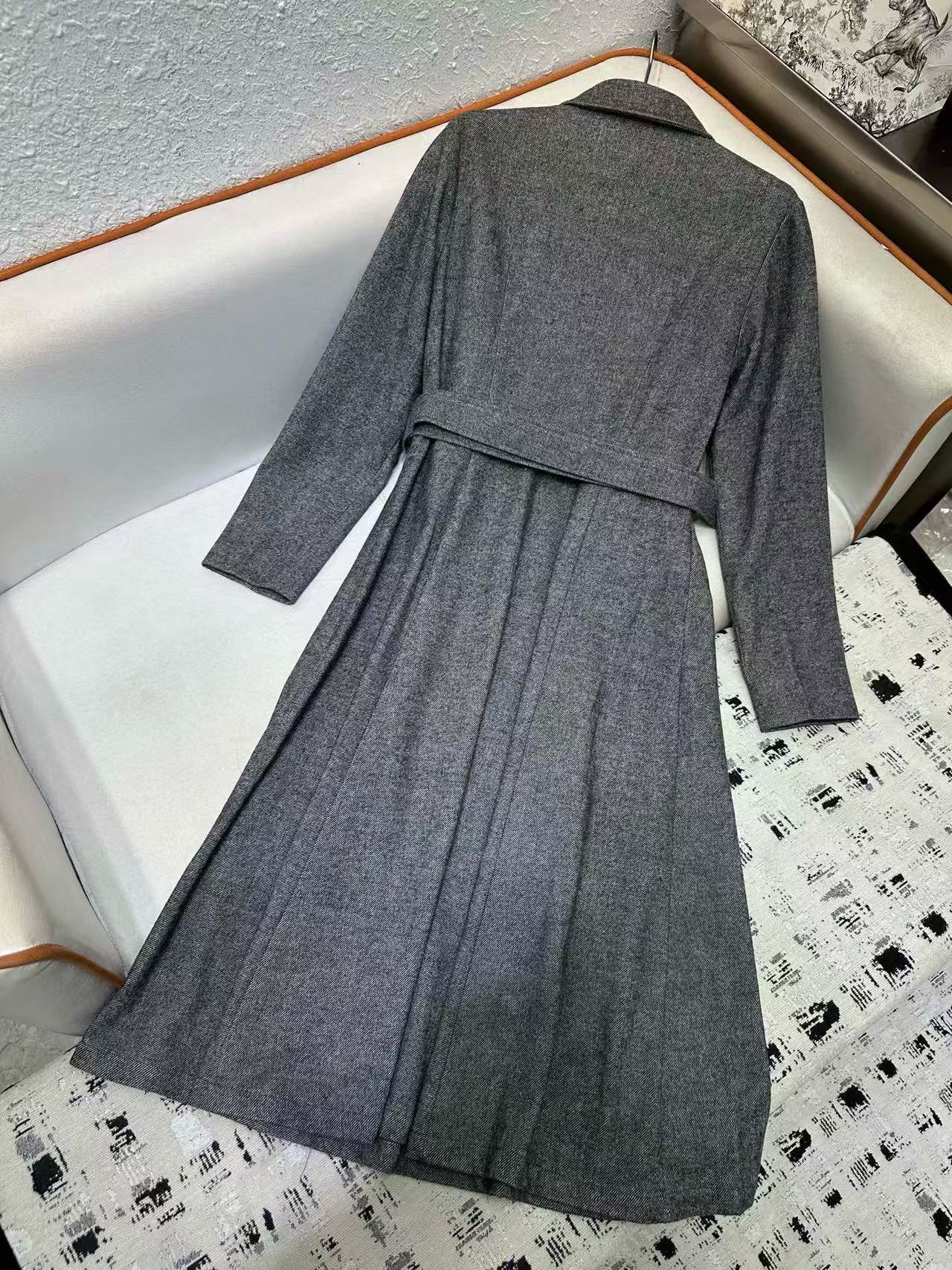 DI0Rの高品質ウールドレス【50％割引+送料無料】