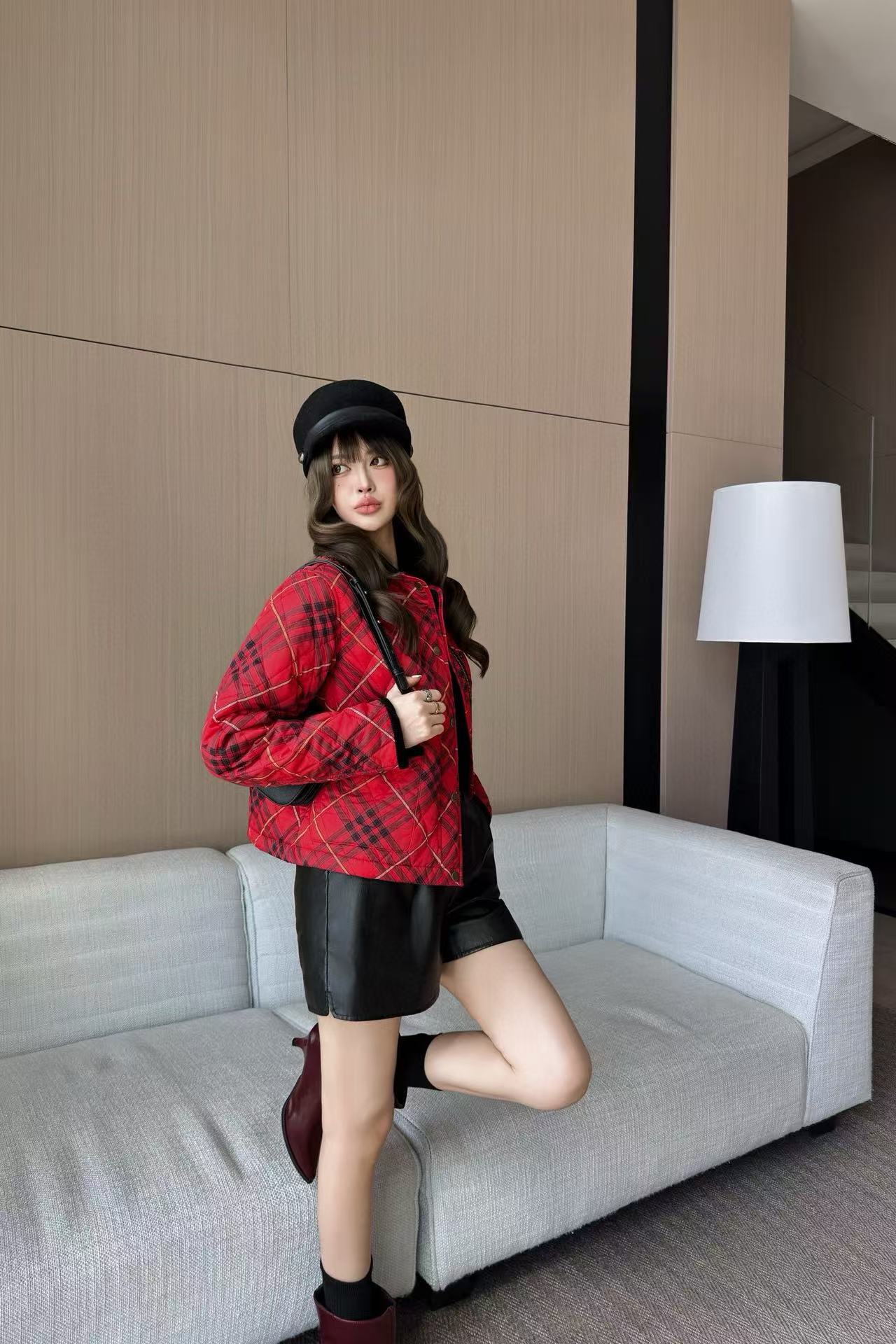 BUR8ERRY レッドチェック柄 ウォームジャケット【50％割引+送料無料】