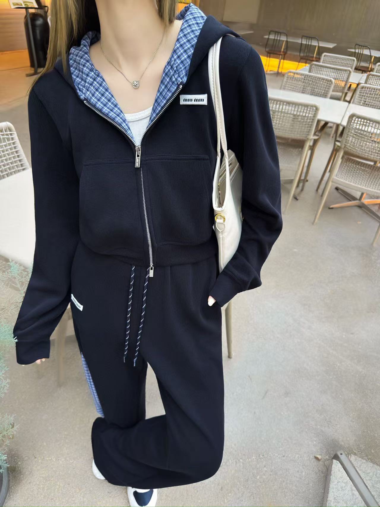 M1UM1U フード付きジャケット + パンツ カジュアル ツーピース スーツ【50％割引+送料無料】