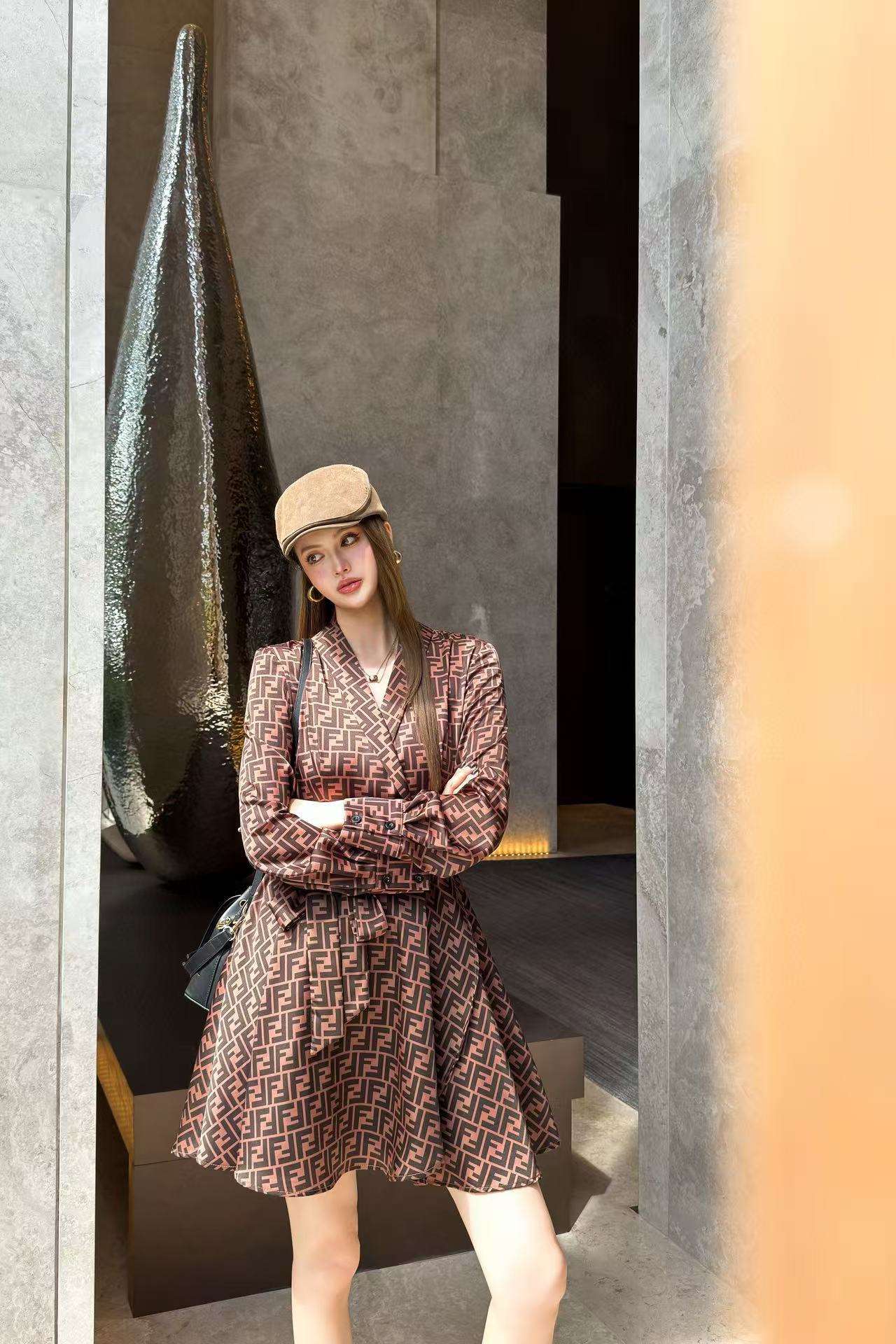 FEND1FFプリントレースアップロングスリーブドレス【50％割引+送料無料】