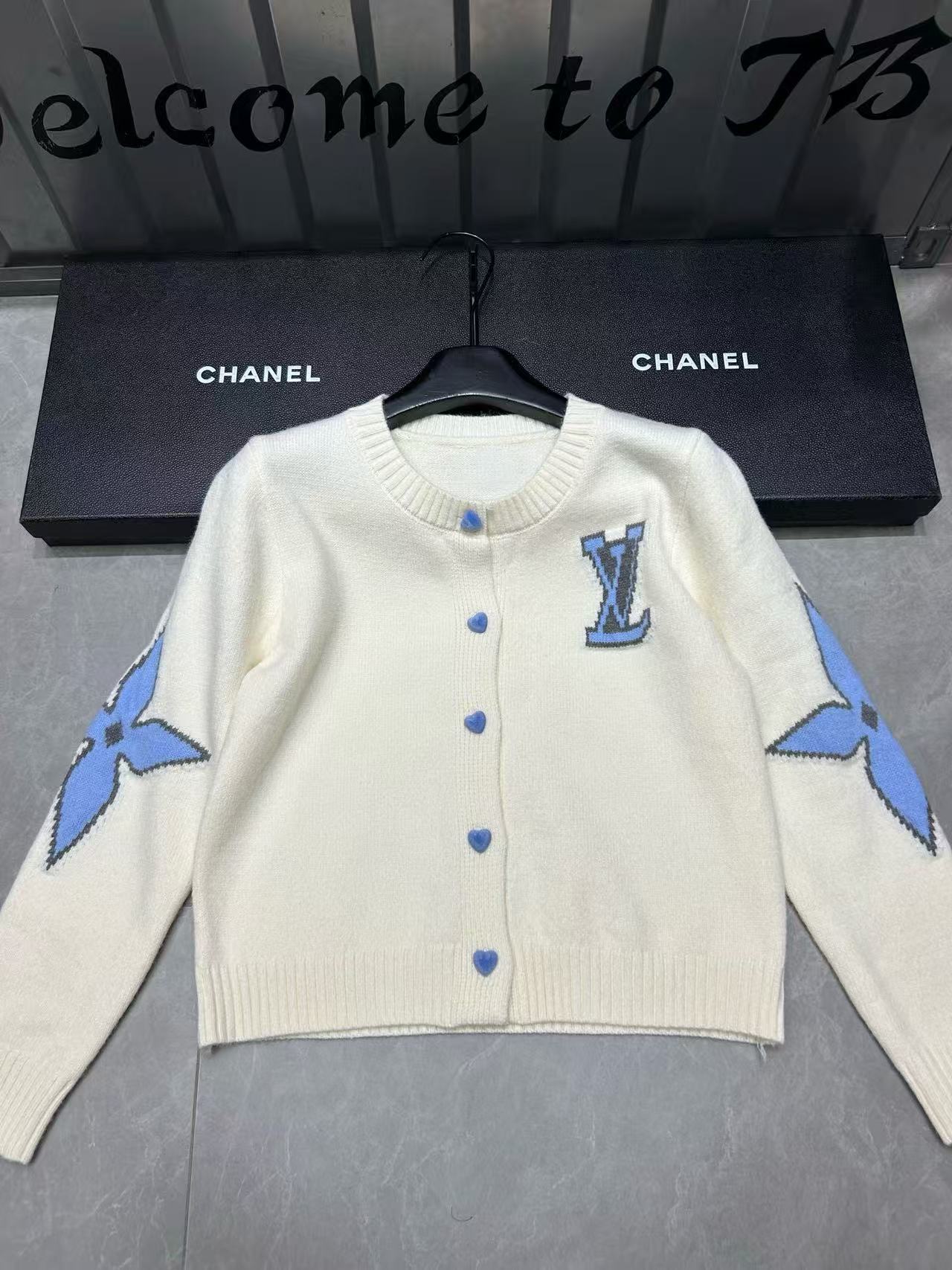 LV四つ葉のクローバーウールカーディガン【50％割引+送料無料】