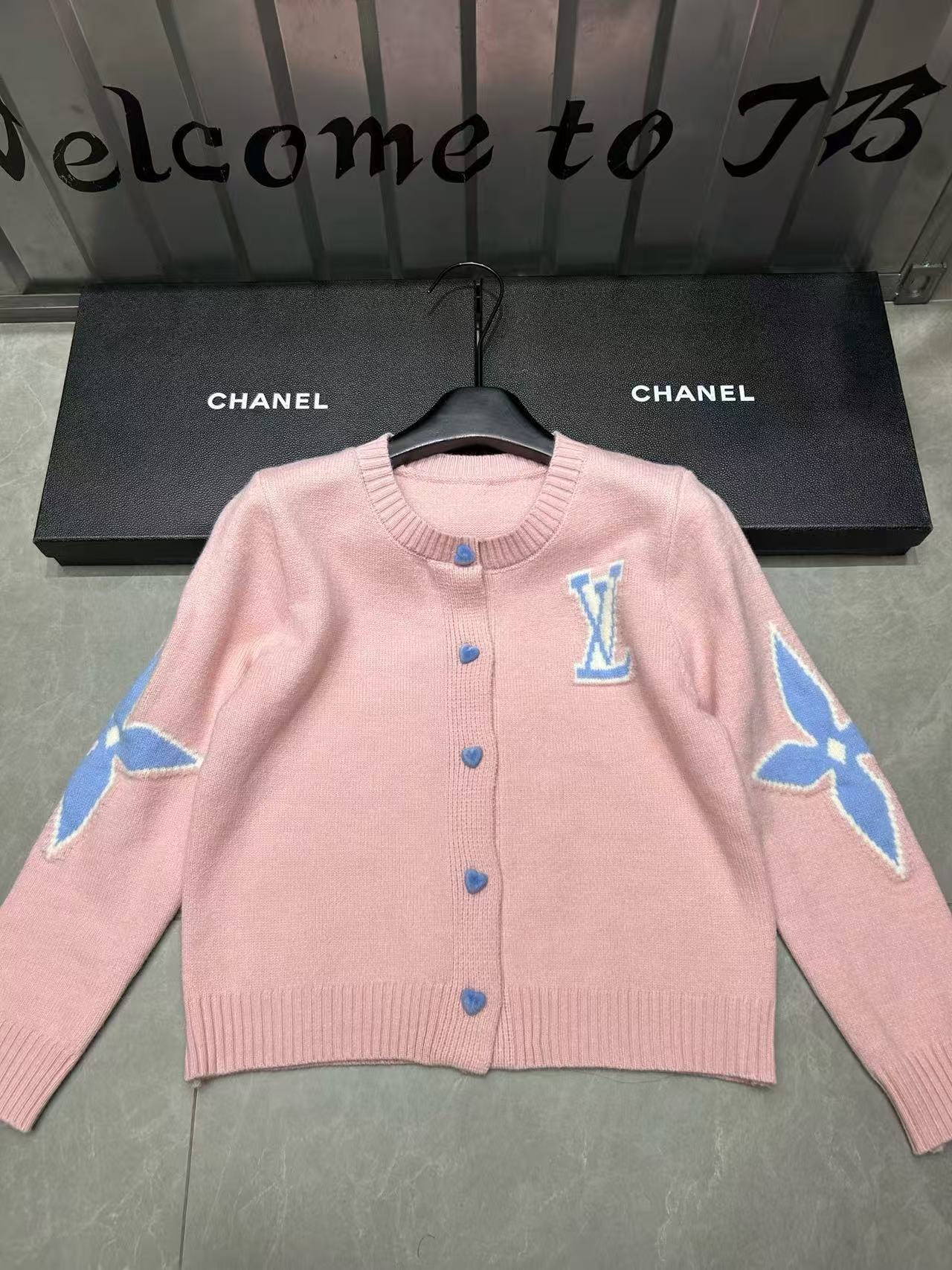 LV四つ葉のクローバーウールカーディガン【50％割引+送料無料】