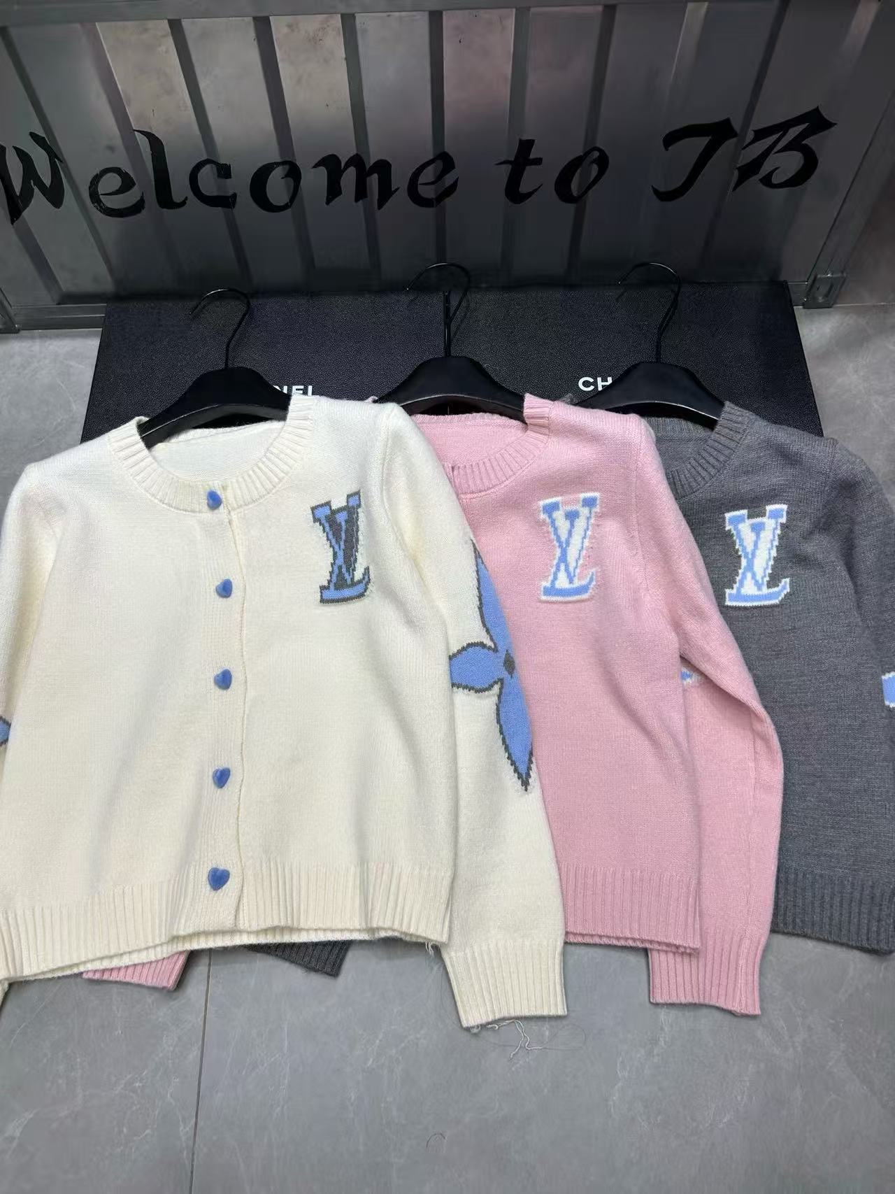 LV四つ葉のクローバーウールカーディガン【50％割引+送料無料】