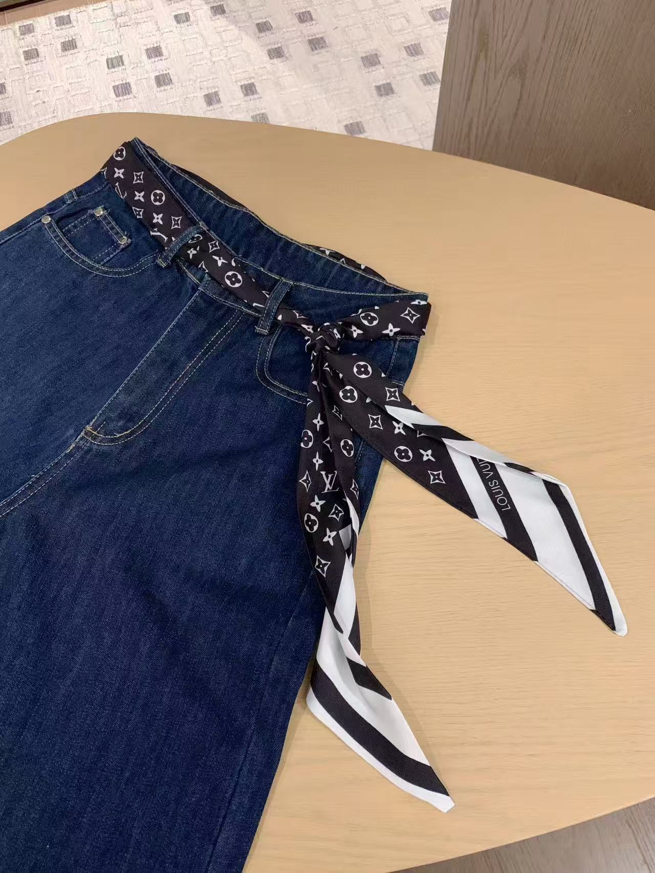 LV レースアップ ストレートレッグ デニムパンツ【50％割引+送料無料】